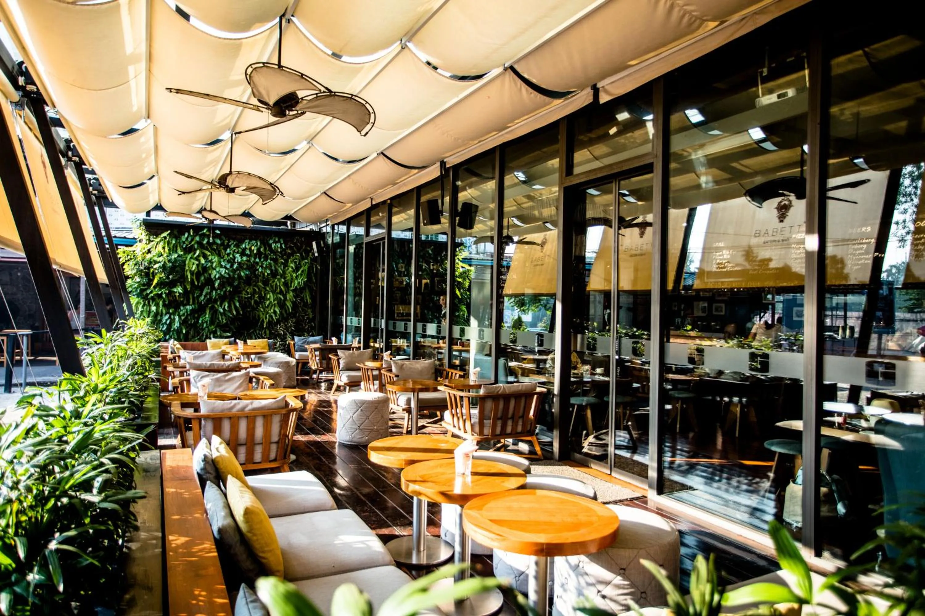 Restaurant/places to eat in Hotel G Yangon