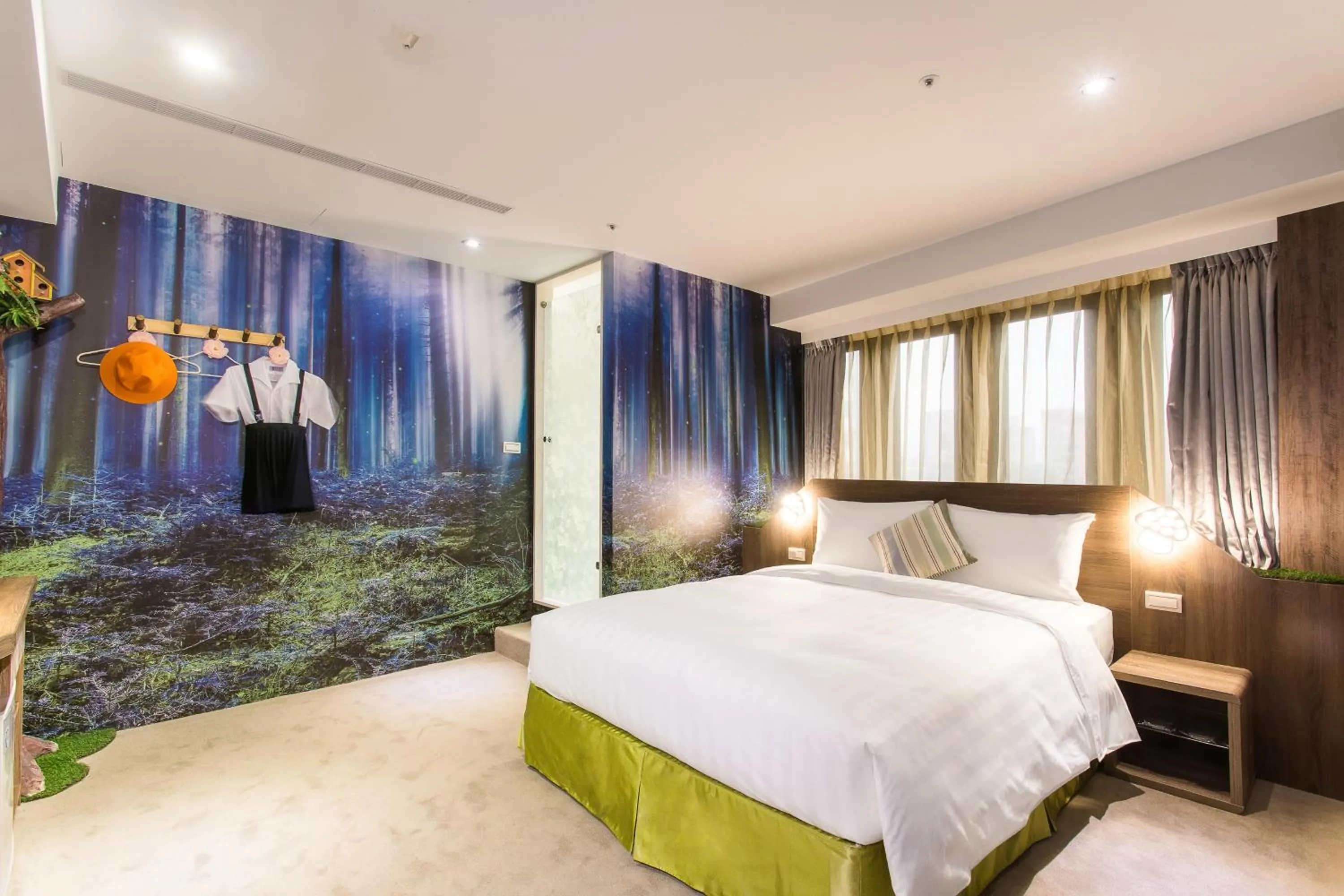 Bed in RF Hotel - Sanchong