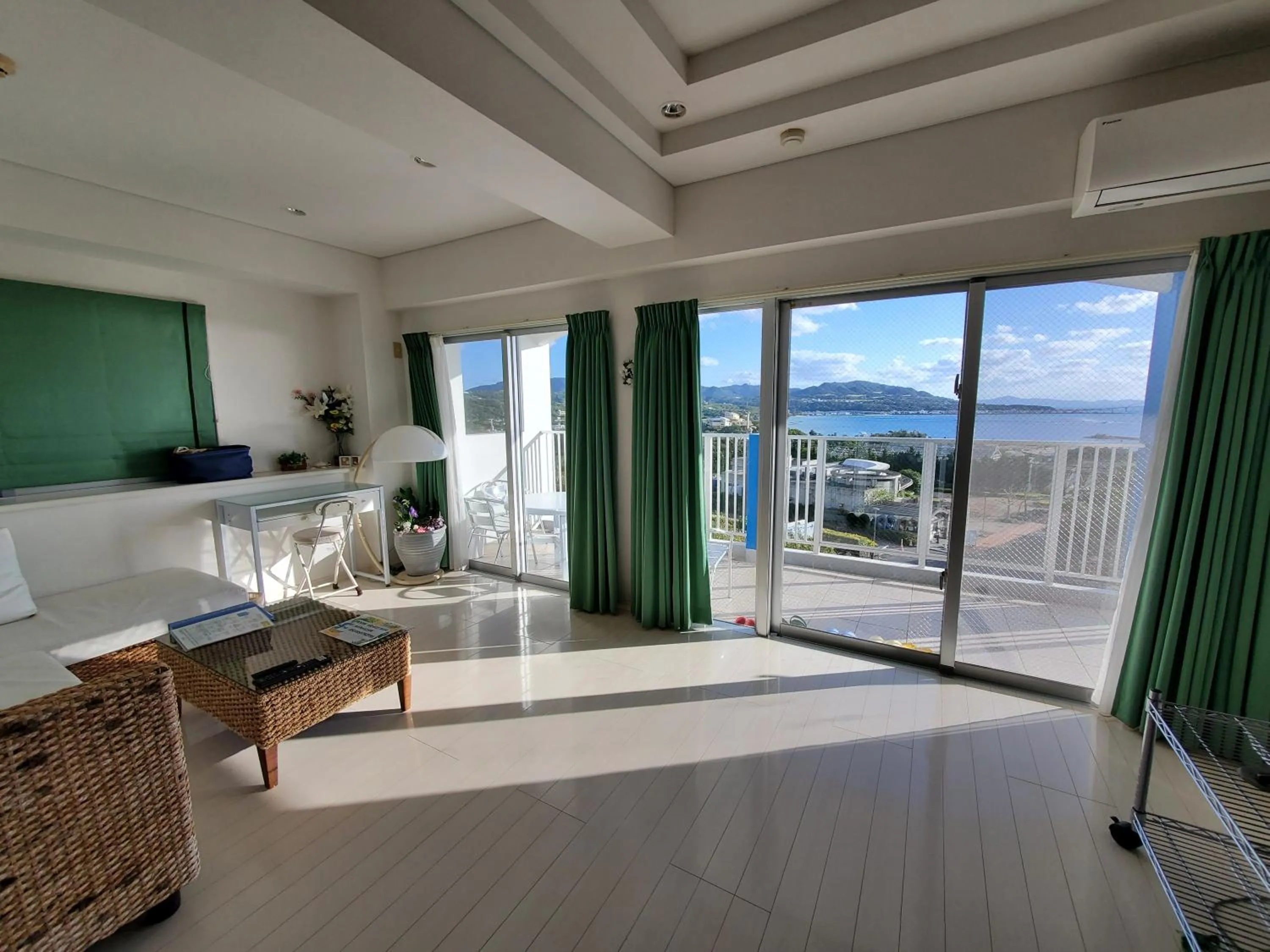 Ocean Front YAMAKAWA