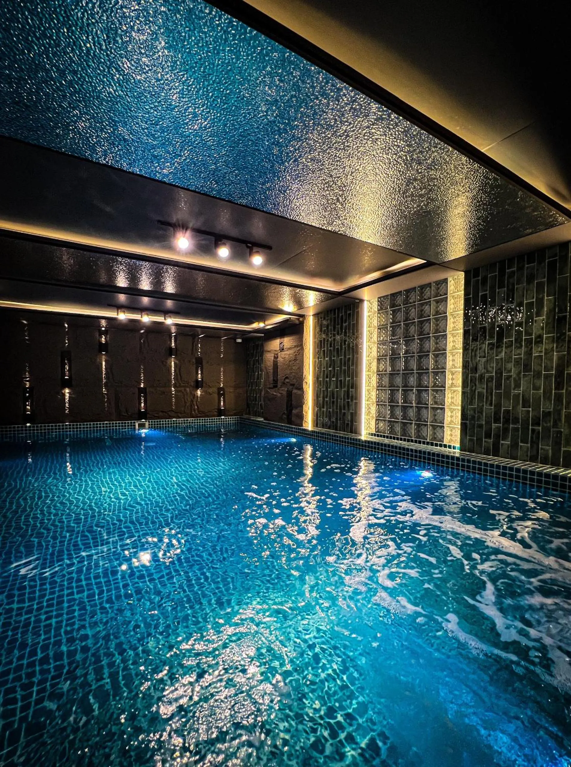 Swimming Pool in Hai Long Hotel