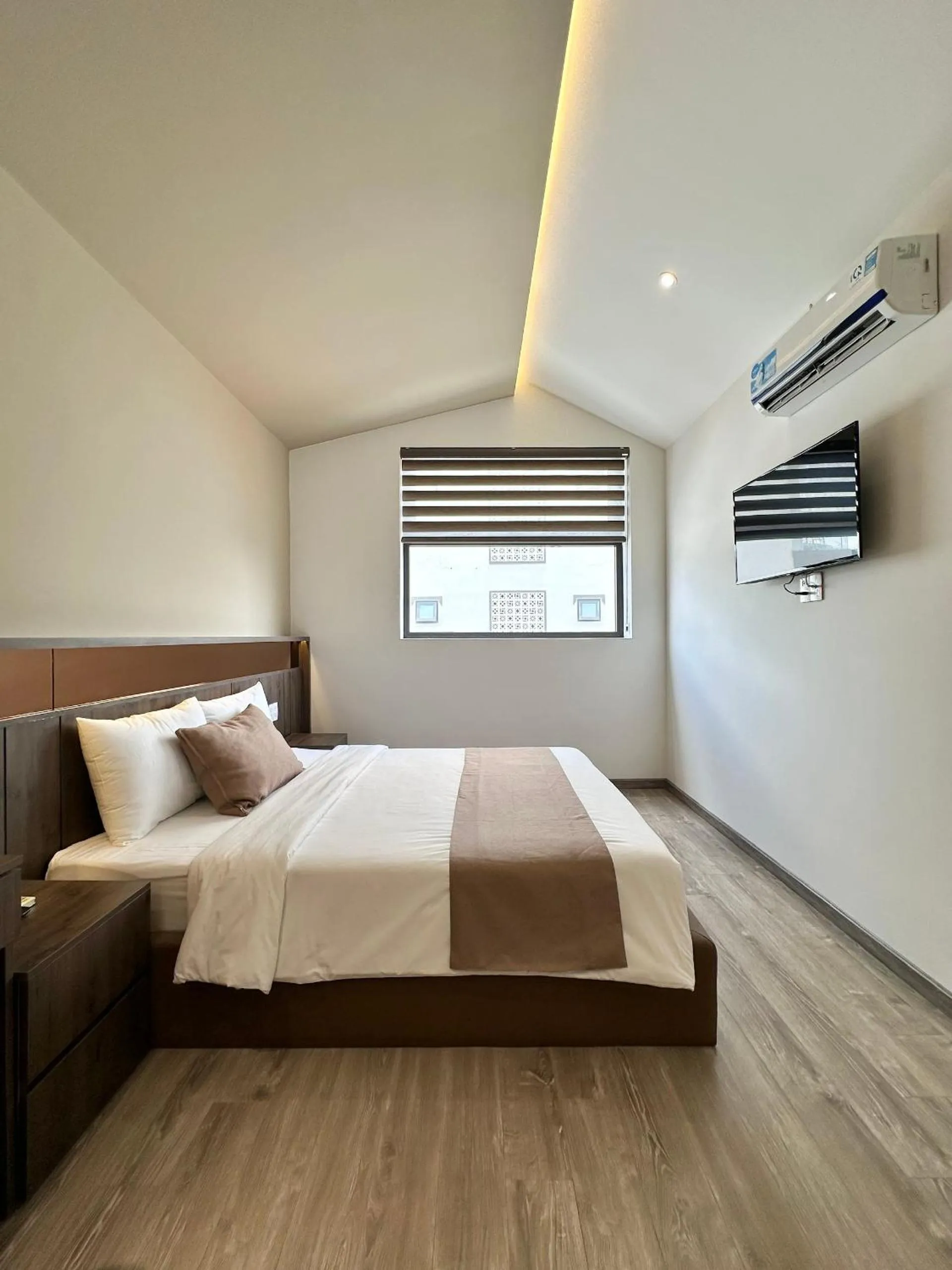 Bed in Hai Long Hotel