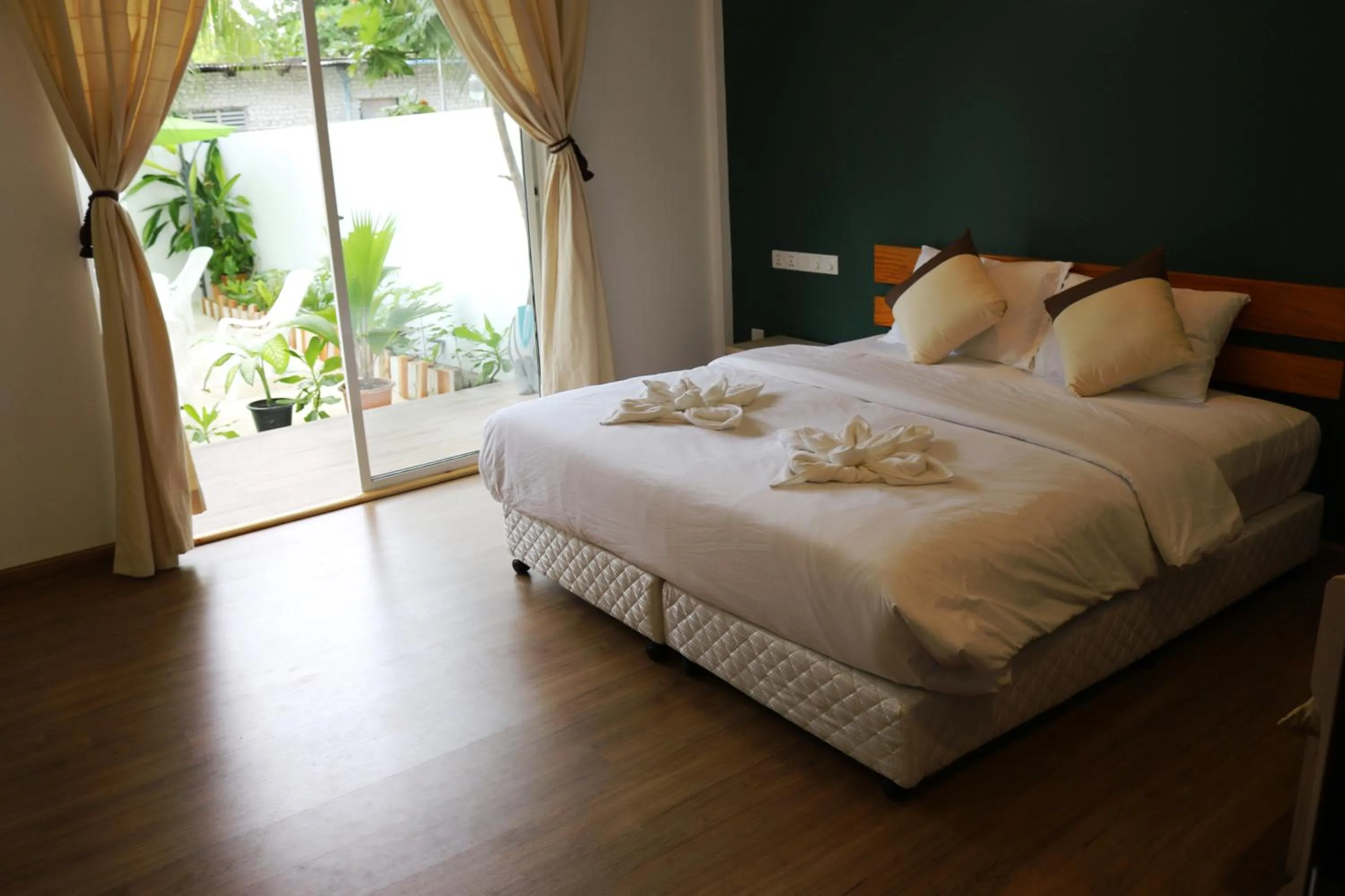 Garden, Bed in Acqua Blu Rasdhoo