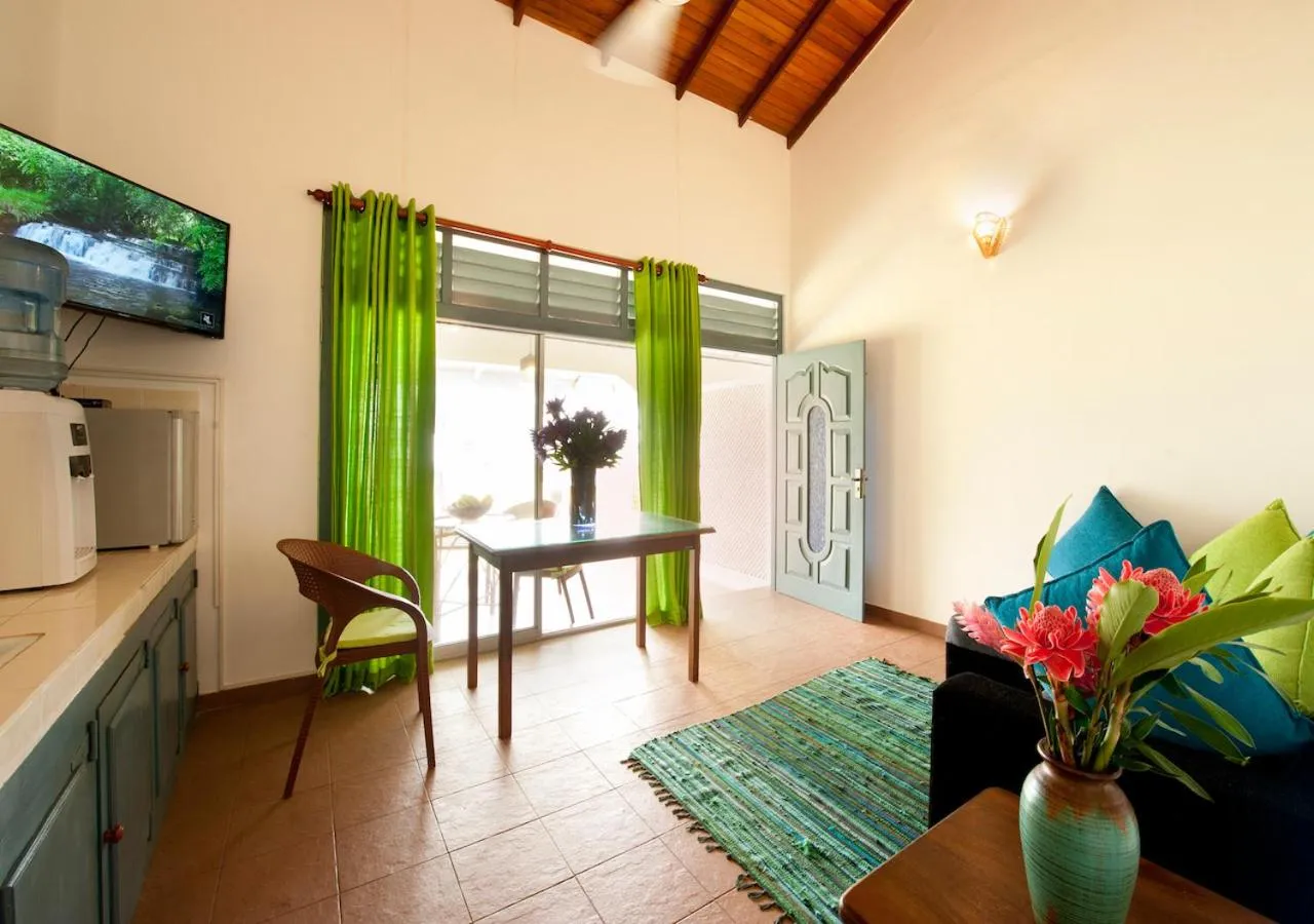 Decorative detail in Isle of Thalpe