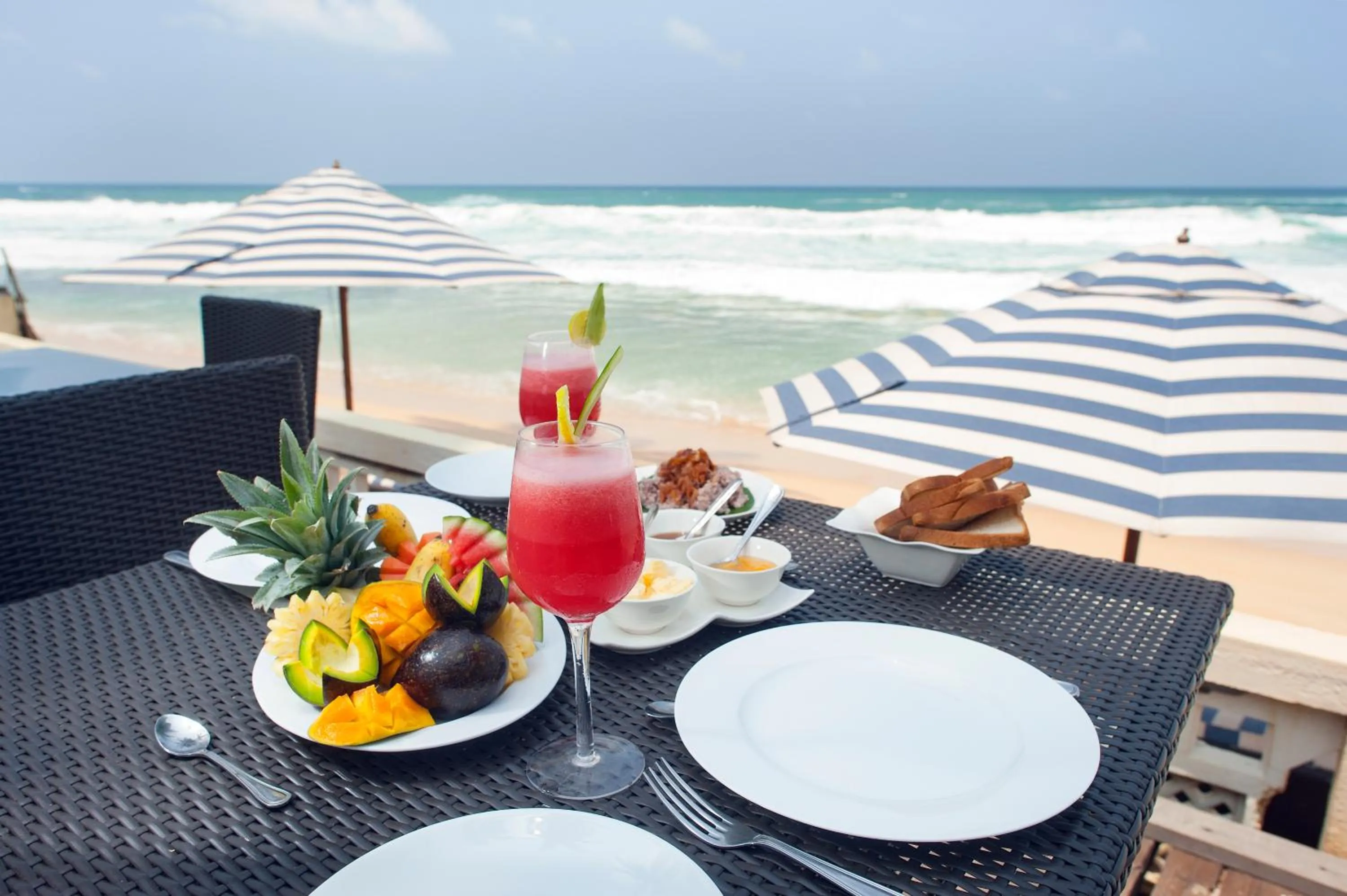 Food and drinks in Isle of Thalpe