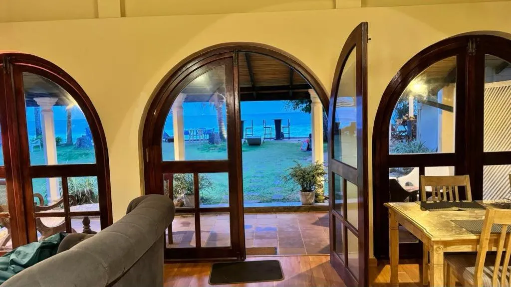 Garden view in Isle of Thalpe