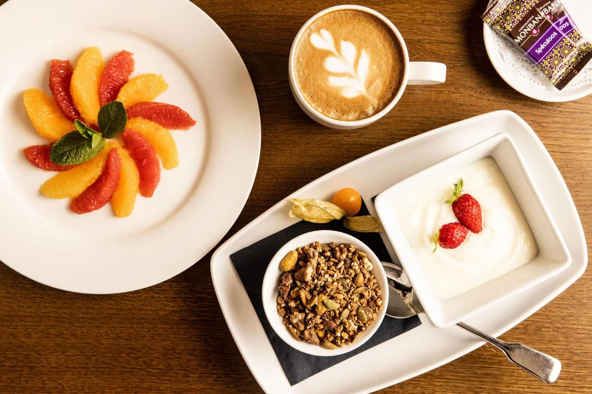 Food and drinks in The Moorings Hotel & Restaurant