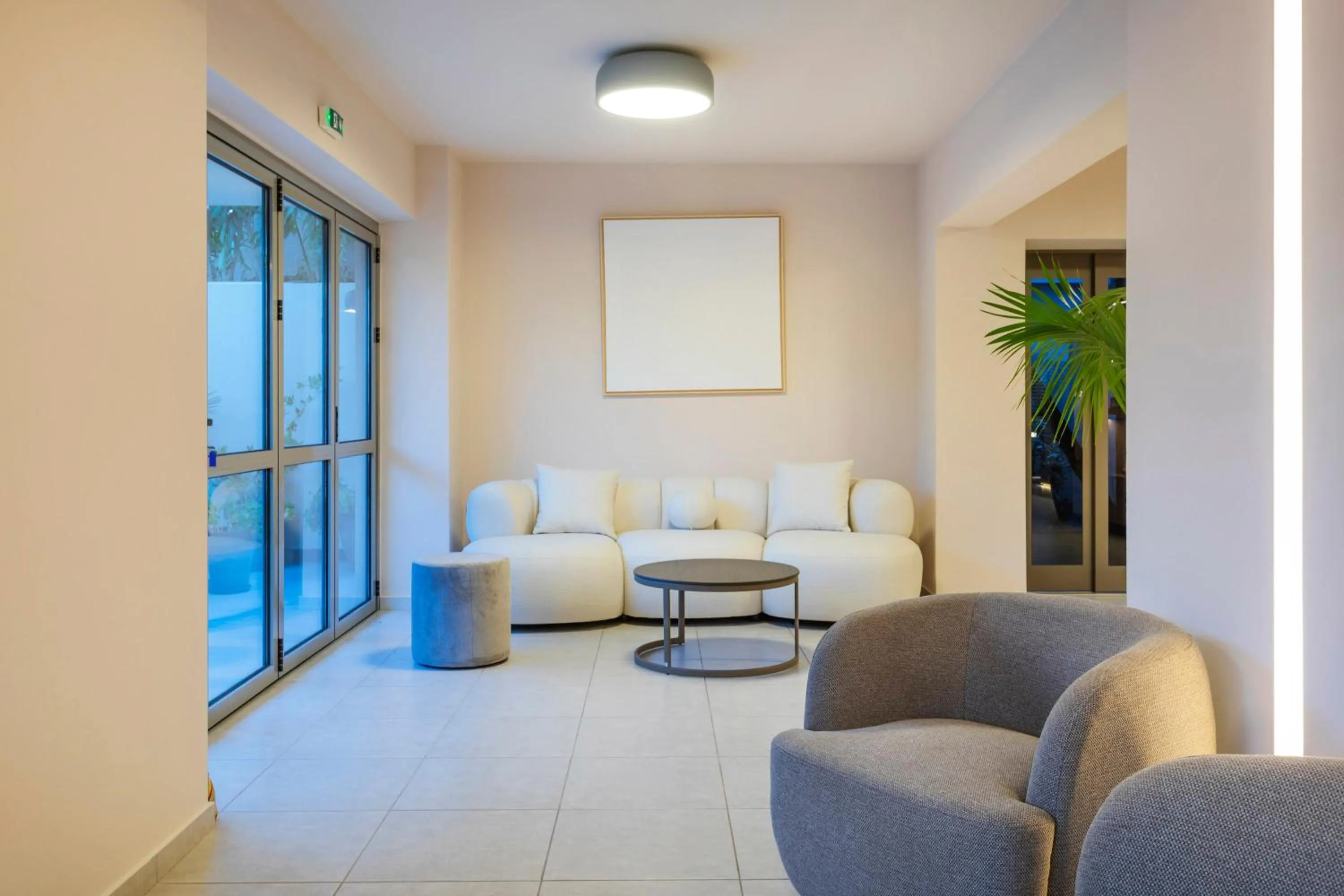 Seating area in Hotel Vozina