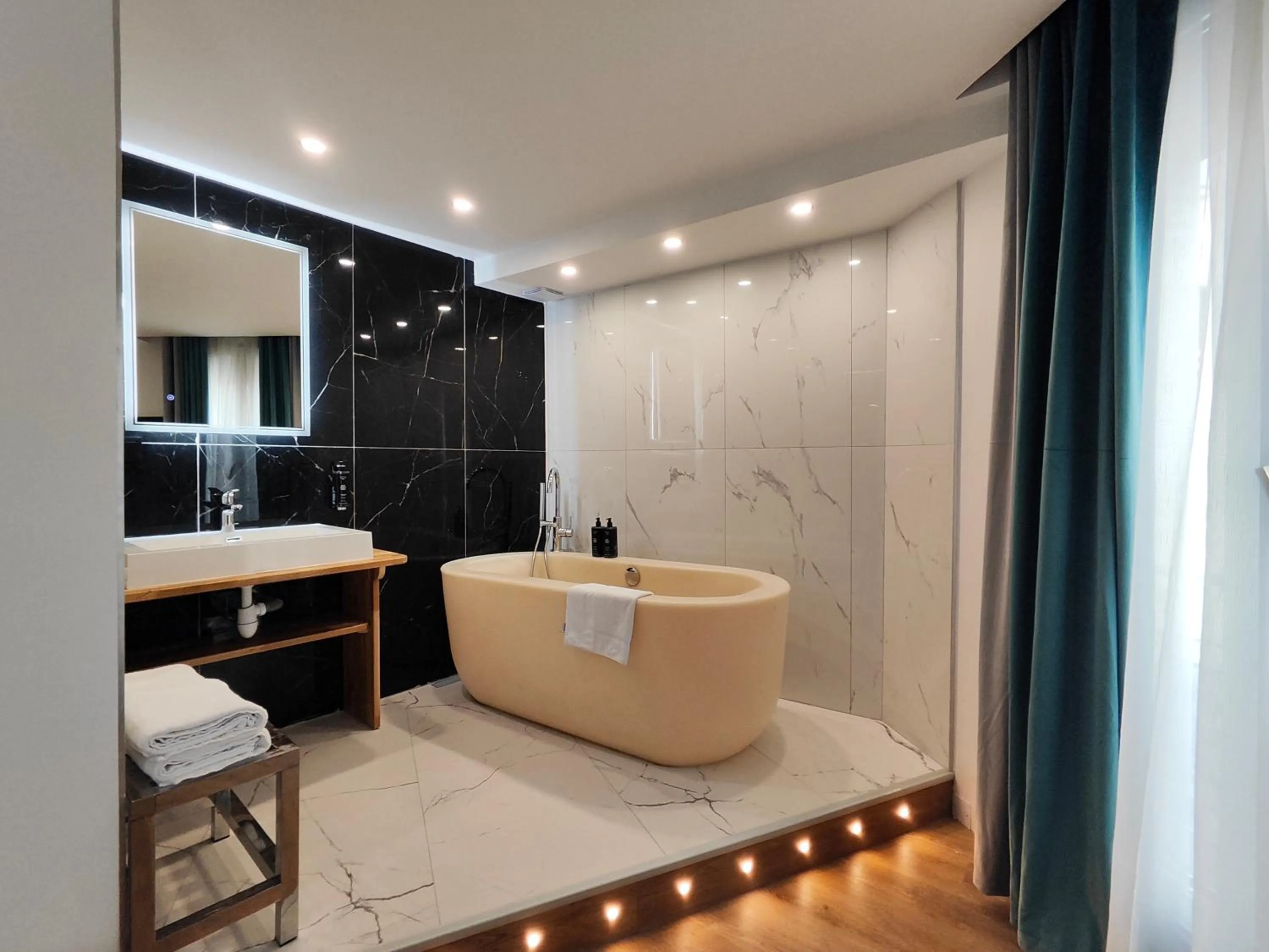 Bathroom in Atelier Montparnasse Hôtel