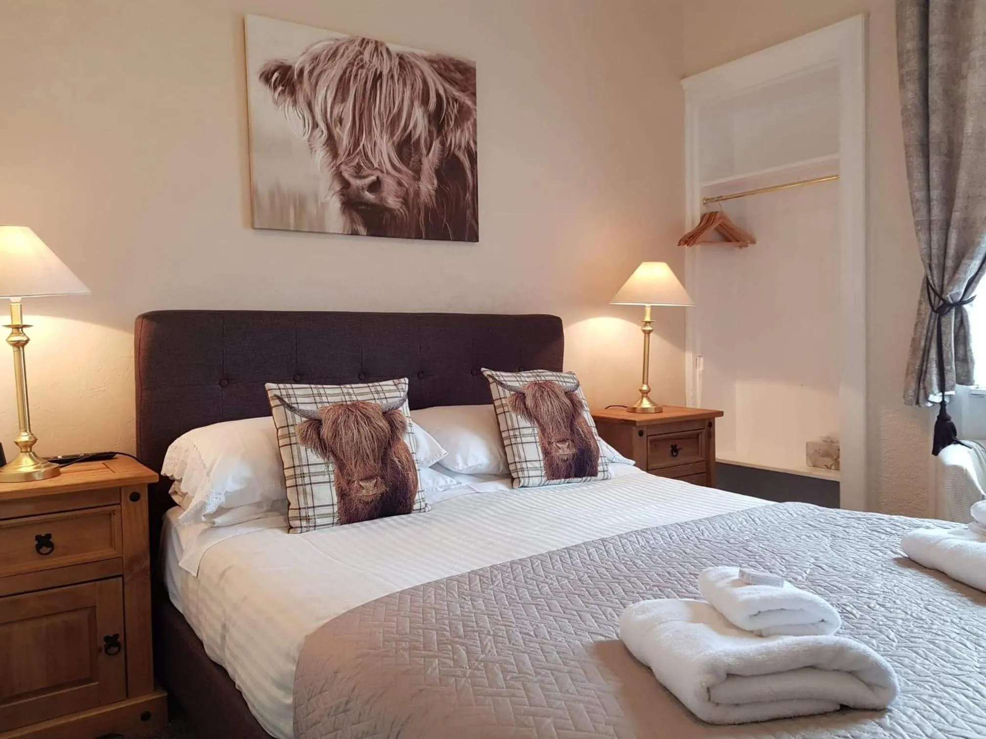 Bed in Brig O'Doon Guest House