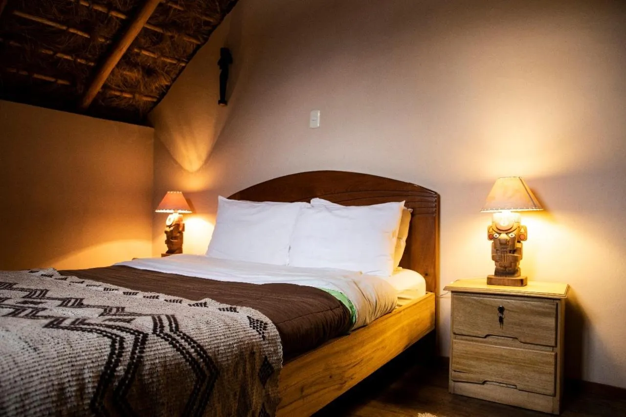 Bed in Ekokuelap Lodge y turismo alternativo