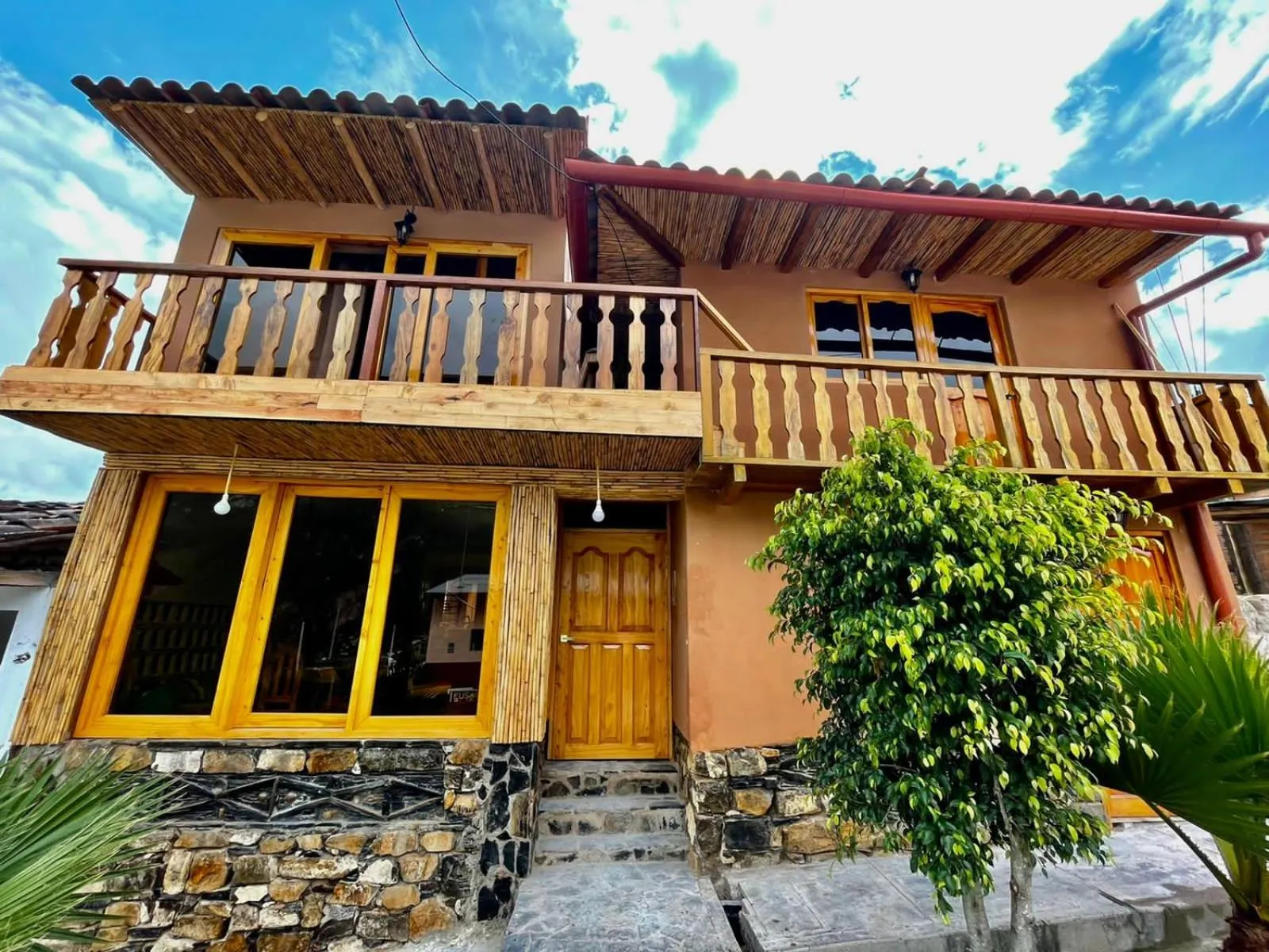 Ekokuelap Lodge y turismo alternativo