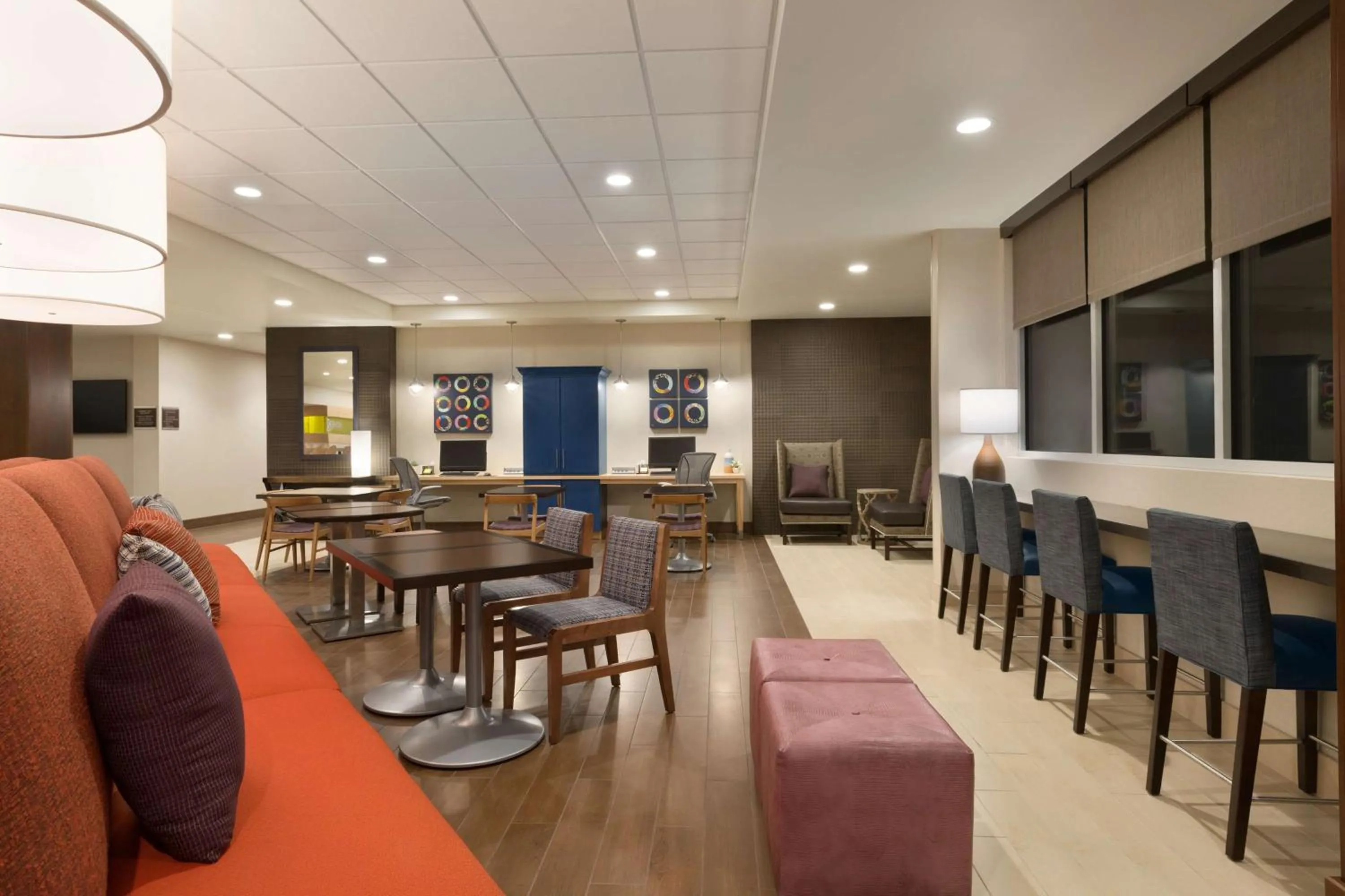 Lobby or reception in Home2 Suites By Hilton Glendale Westgate