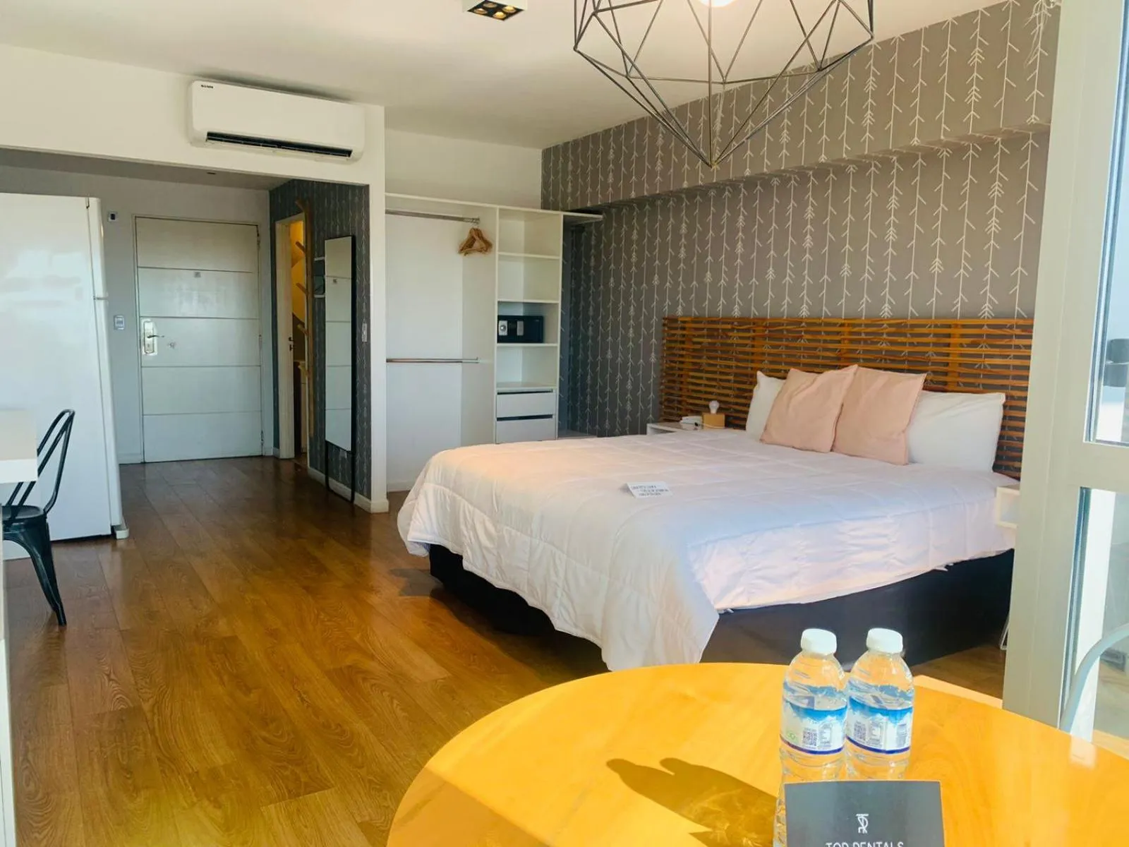 Bedroom, Bed in Top Rentals Downtown