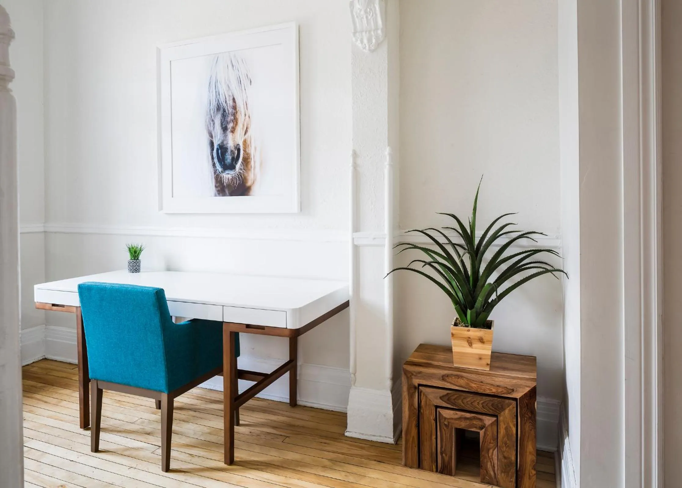 Other in MTLVacationRentals -The Chic Laurier