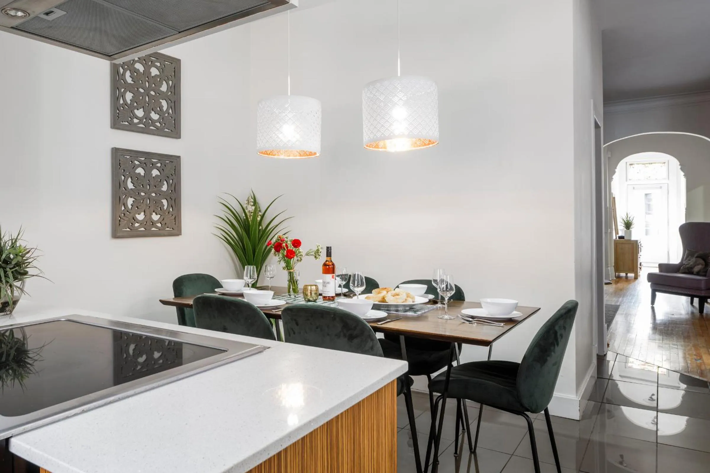 Kitchen or kitchenette in MTLVacationRentals -The Chic Laurier