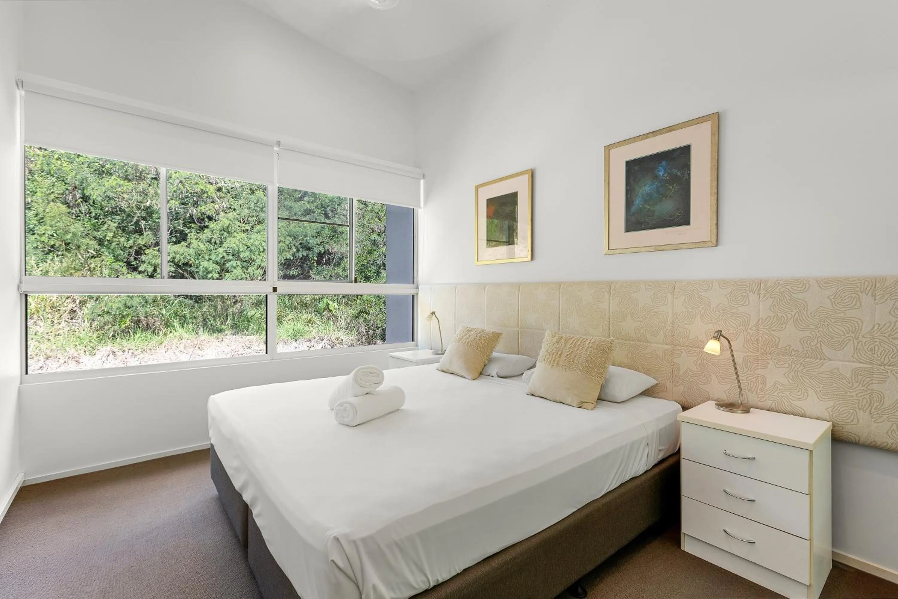 Bedroom, Bed in Azure Sea Whitsunday Resort