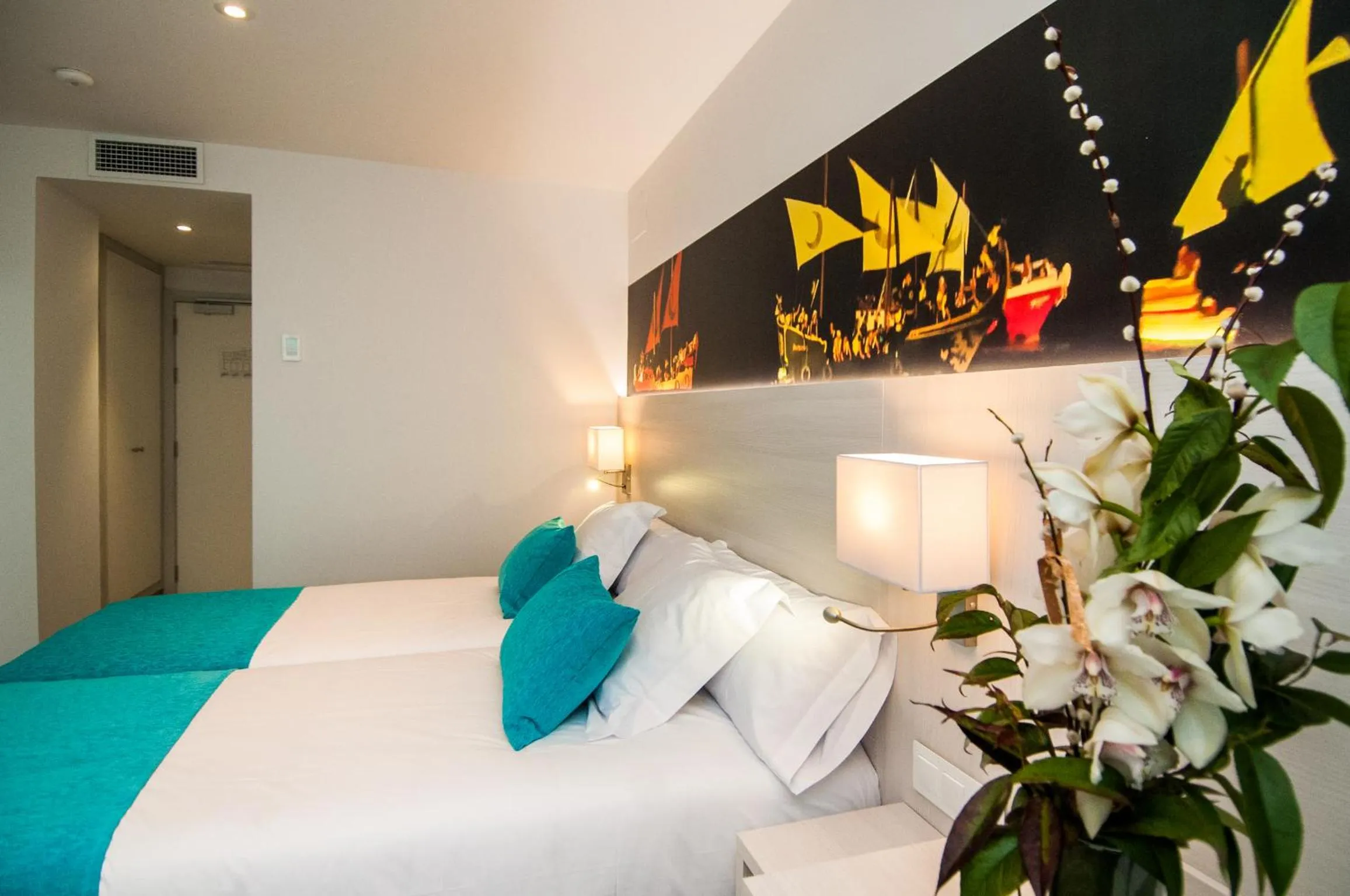 Bedroom, Bed in Hotel Censal