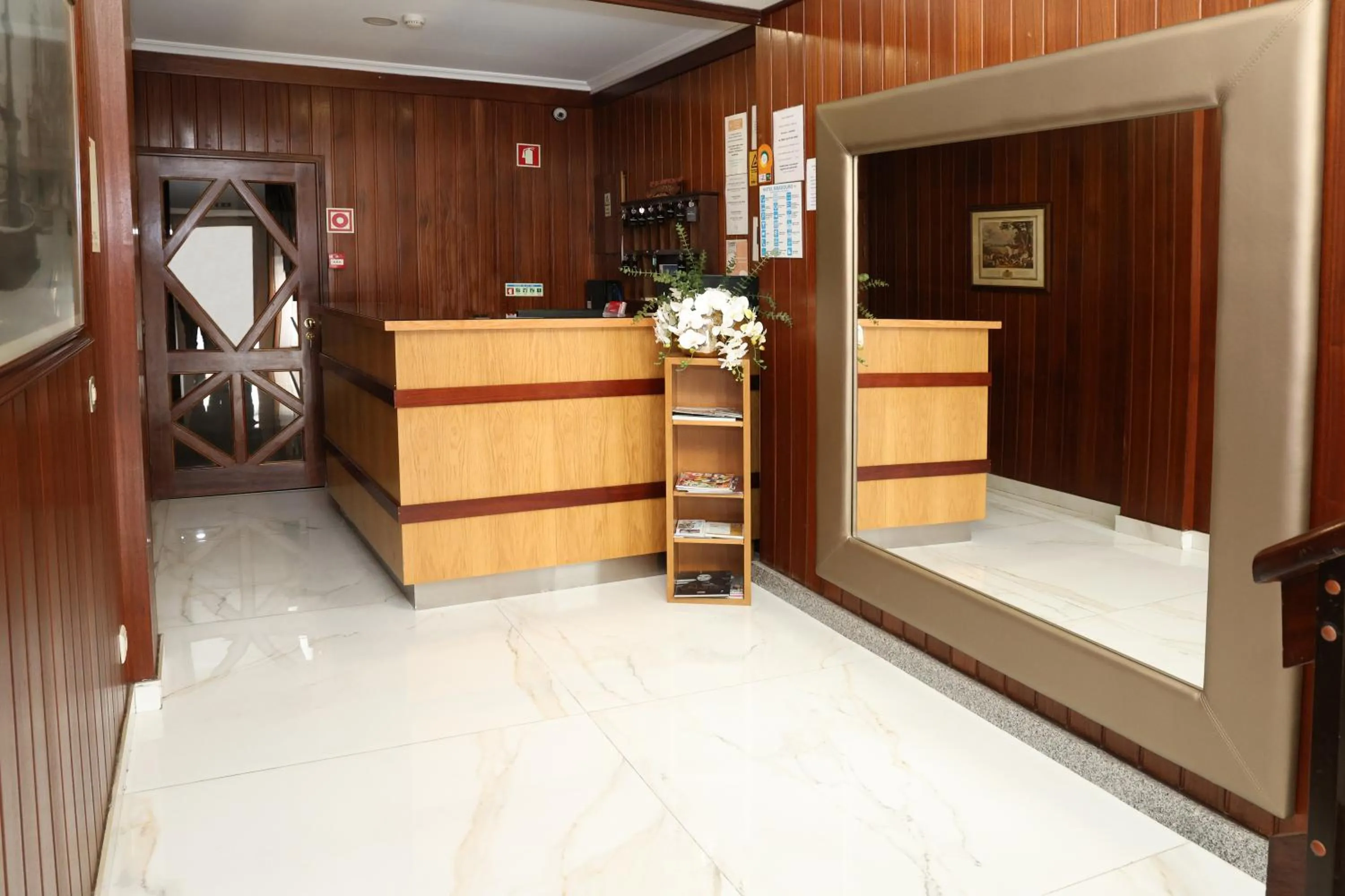 Lobby or reception in Hotel Ribadouro