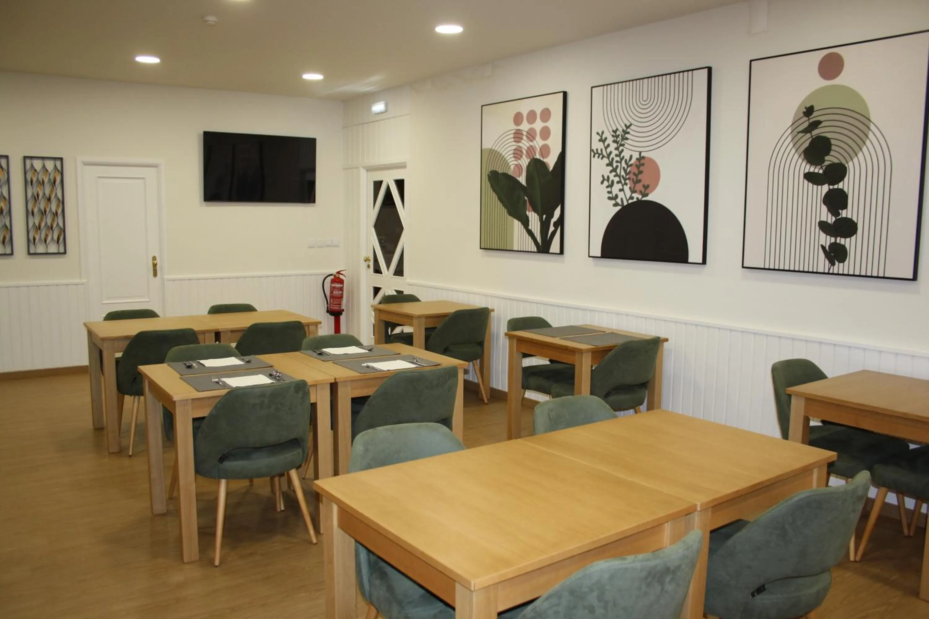 TV and multimedia in Hotel Ribadouro