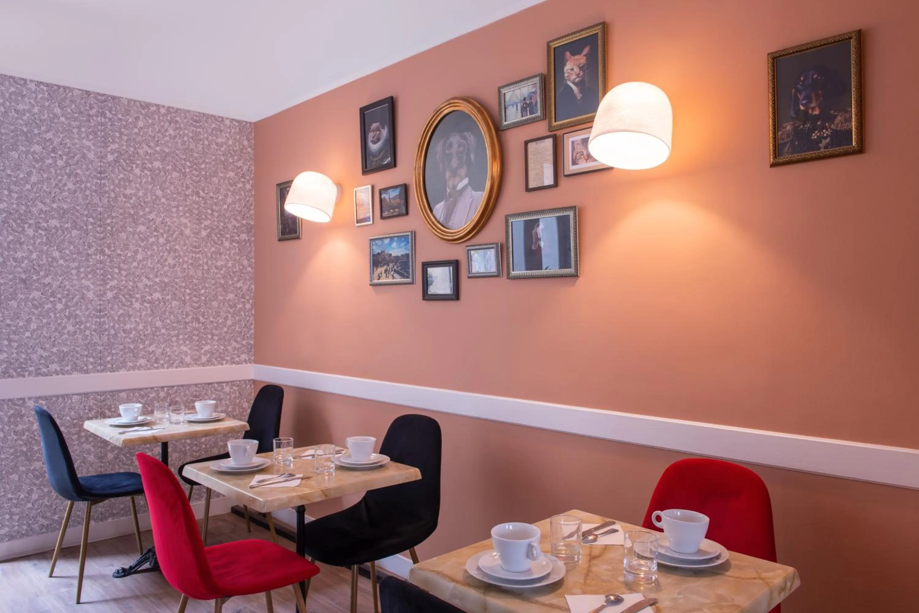 Breakfast in Hôtel Baldi by Magna Arbor