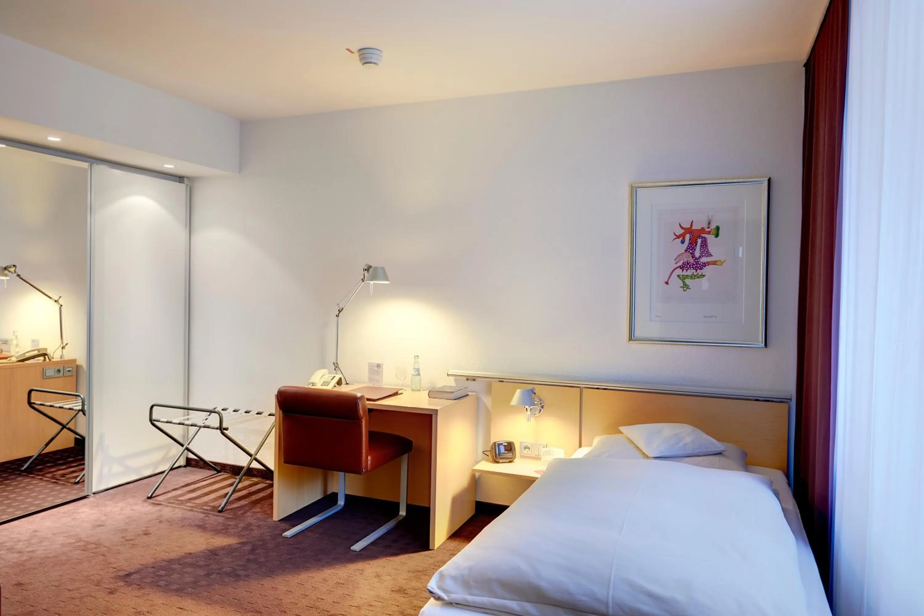 Photo of the whole room, Bed in Maternushaus