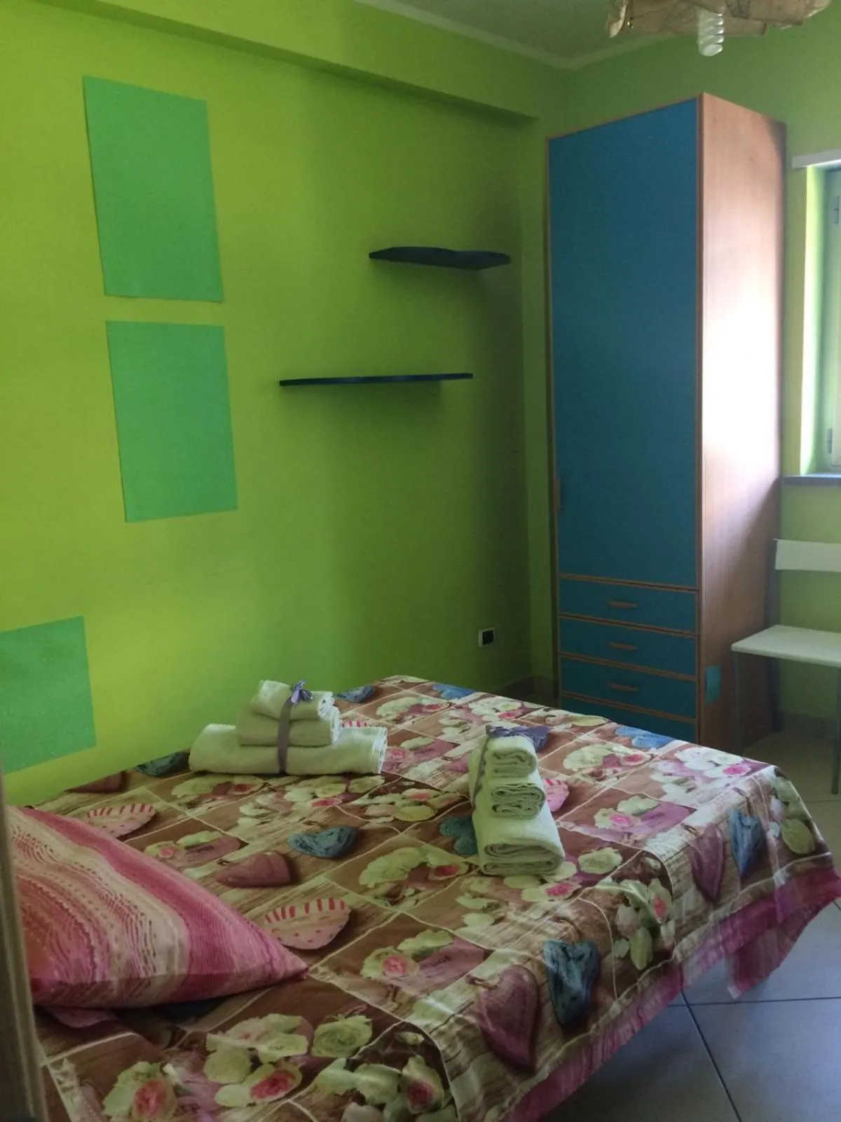 Photo of the whole room, Bed in Casablanca Bed & Breakfast