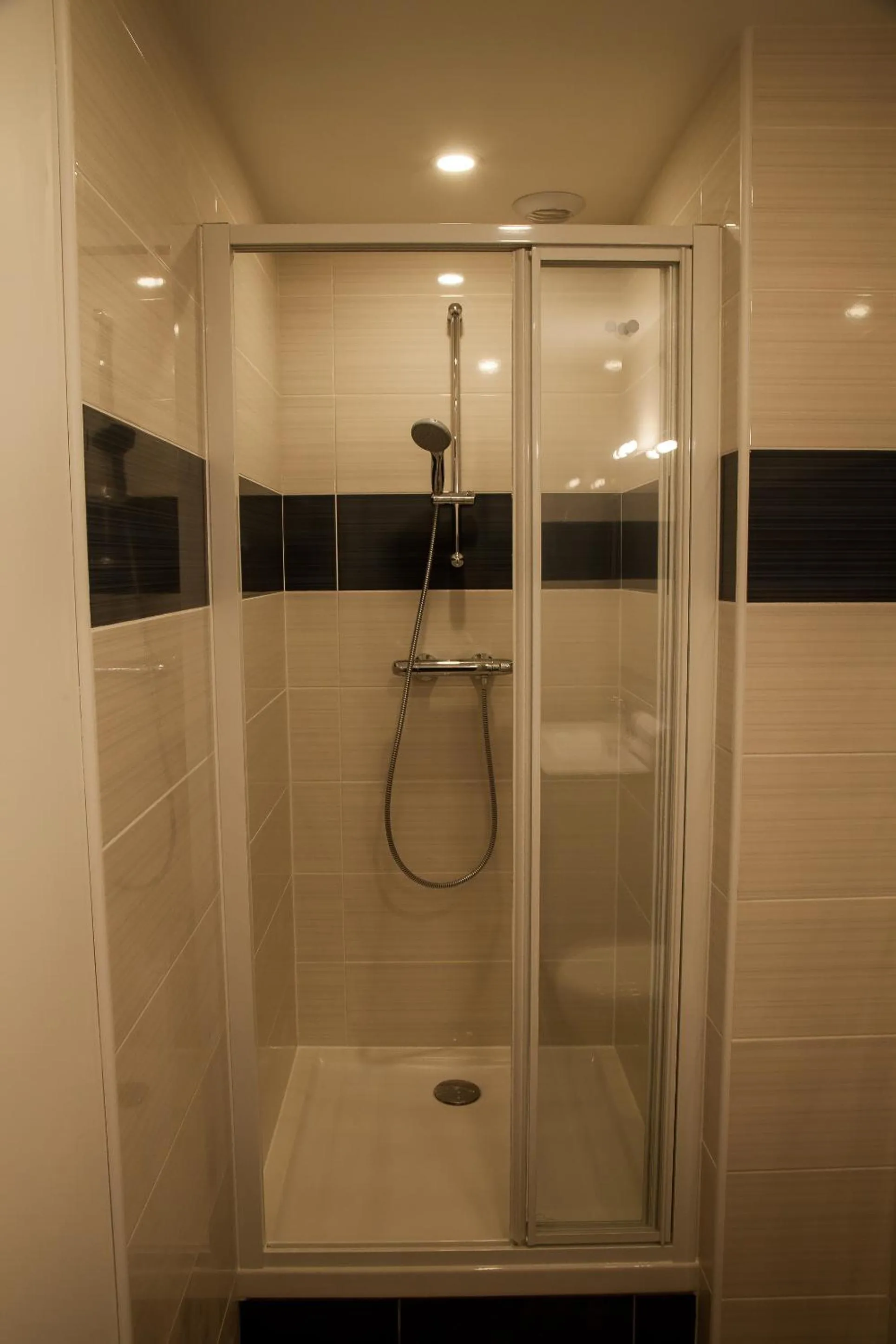 Bedroom in The Originals City, le Relais des Carnutes Brezolles Verneuil sur Avre