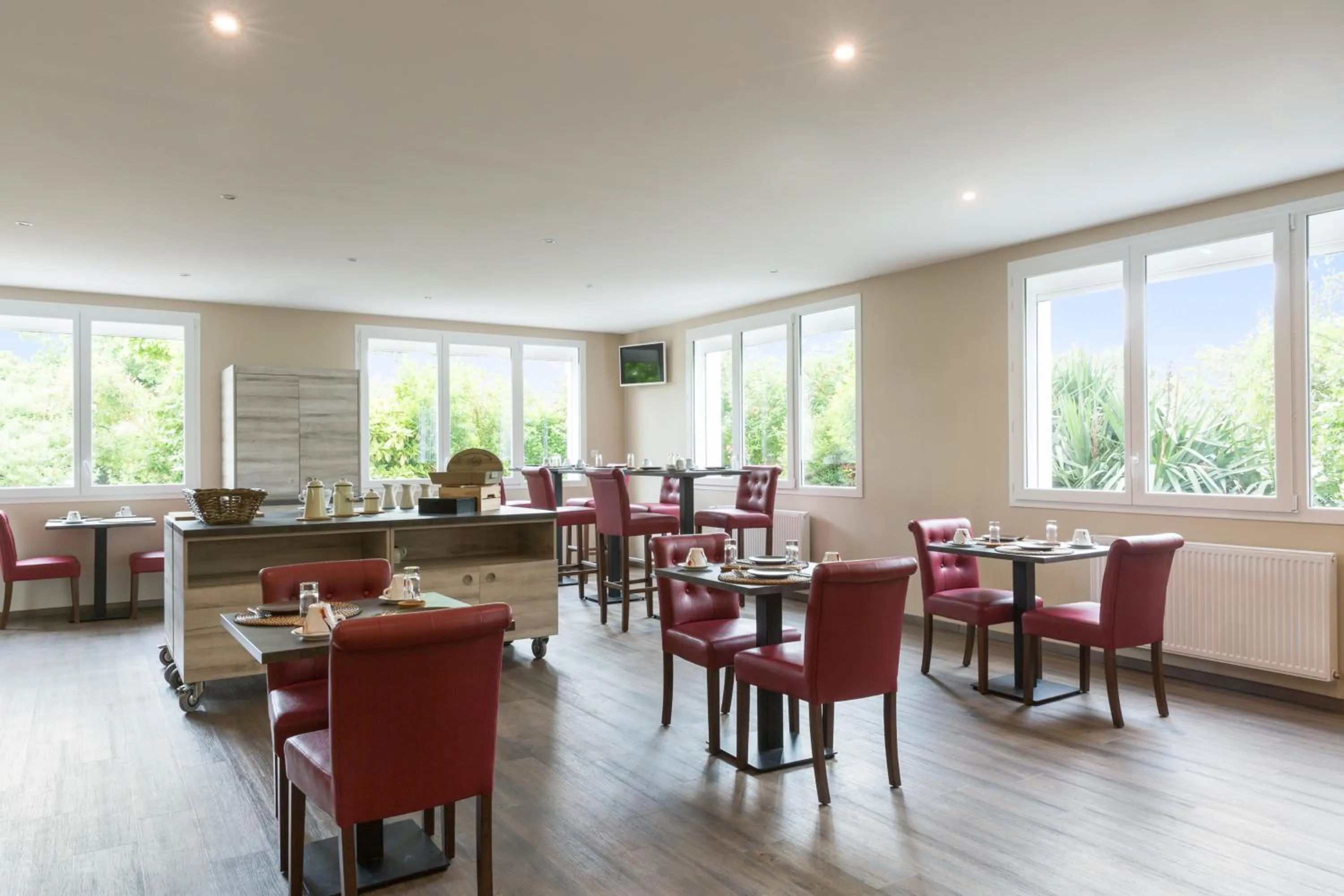 Restaurant/places to eat in The Originals City, le Relais des Carnutes Brezolles Verneuil sur Avre