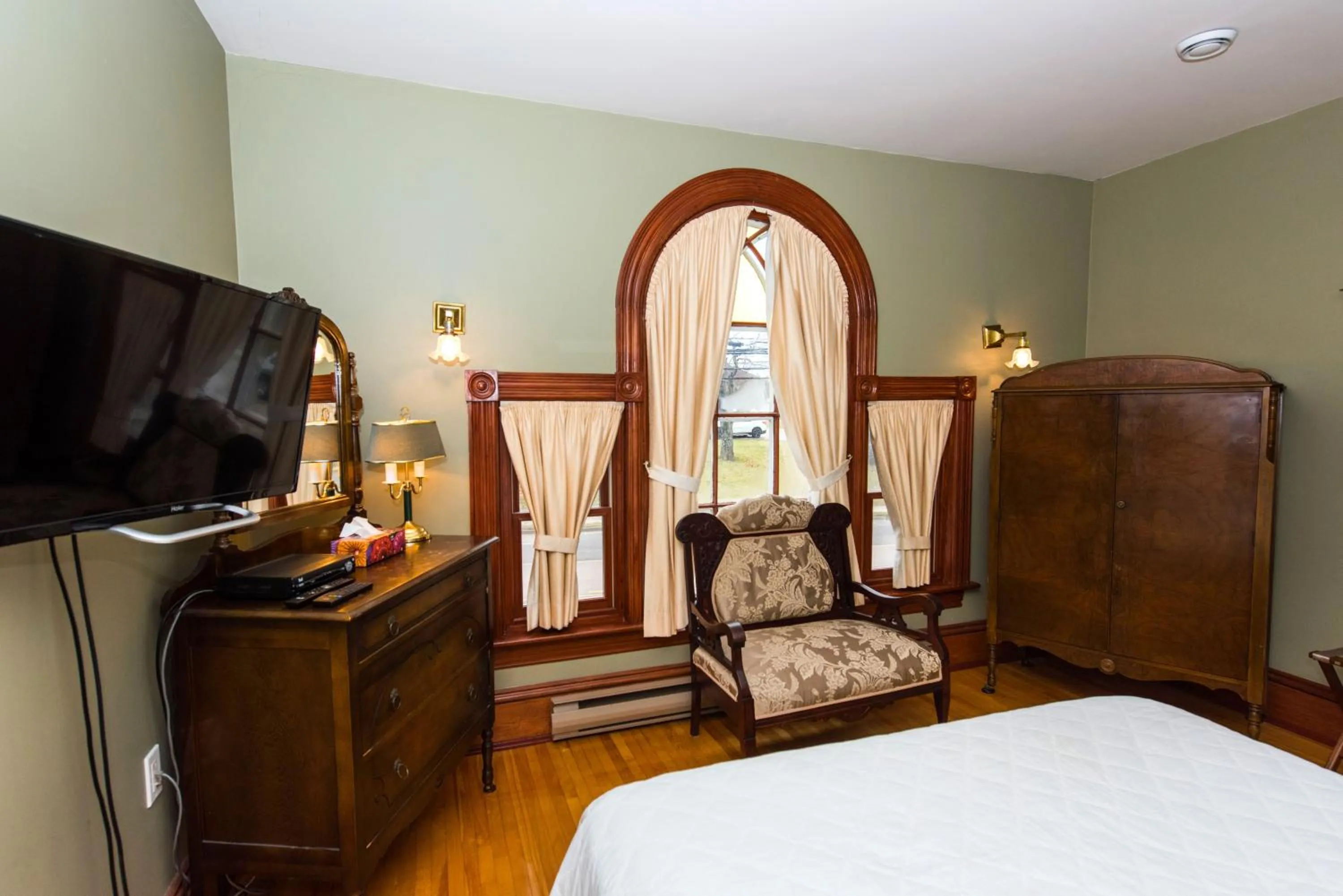 Decorative detail in Le Griffon