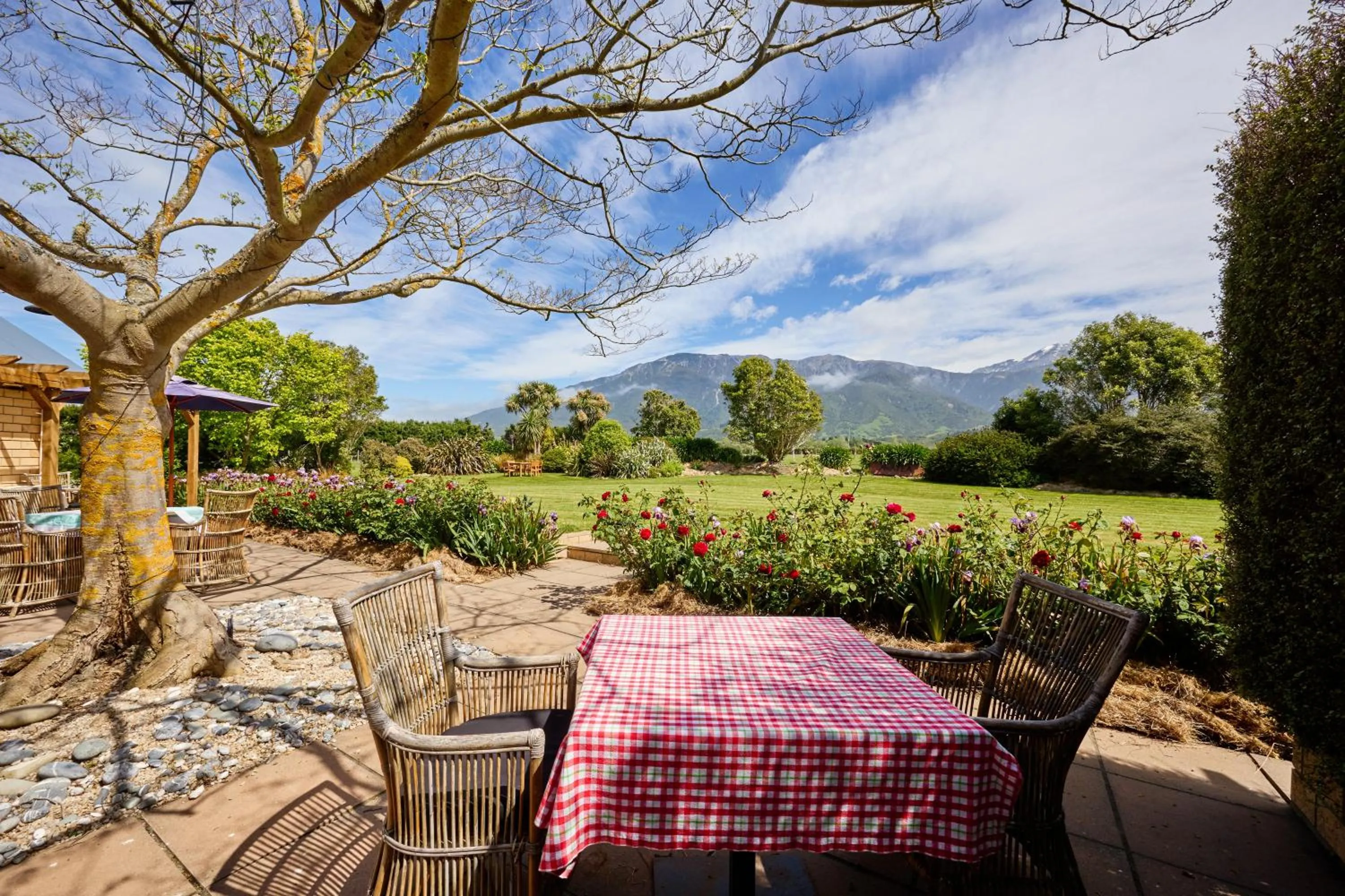 Patio in Awatea Country Bed & Breakfast