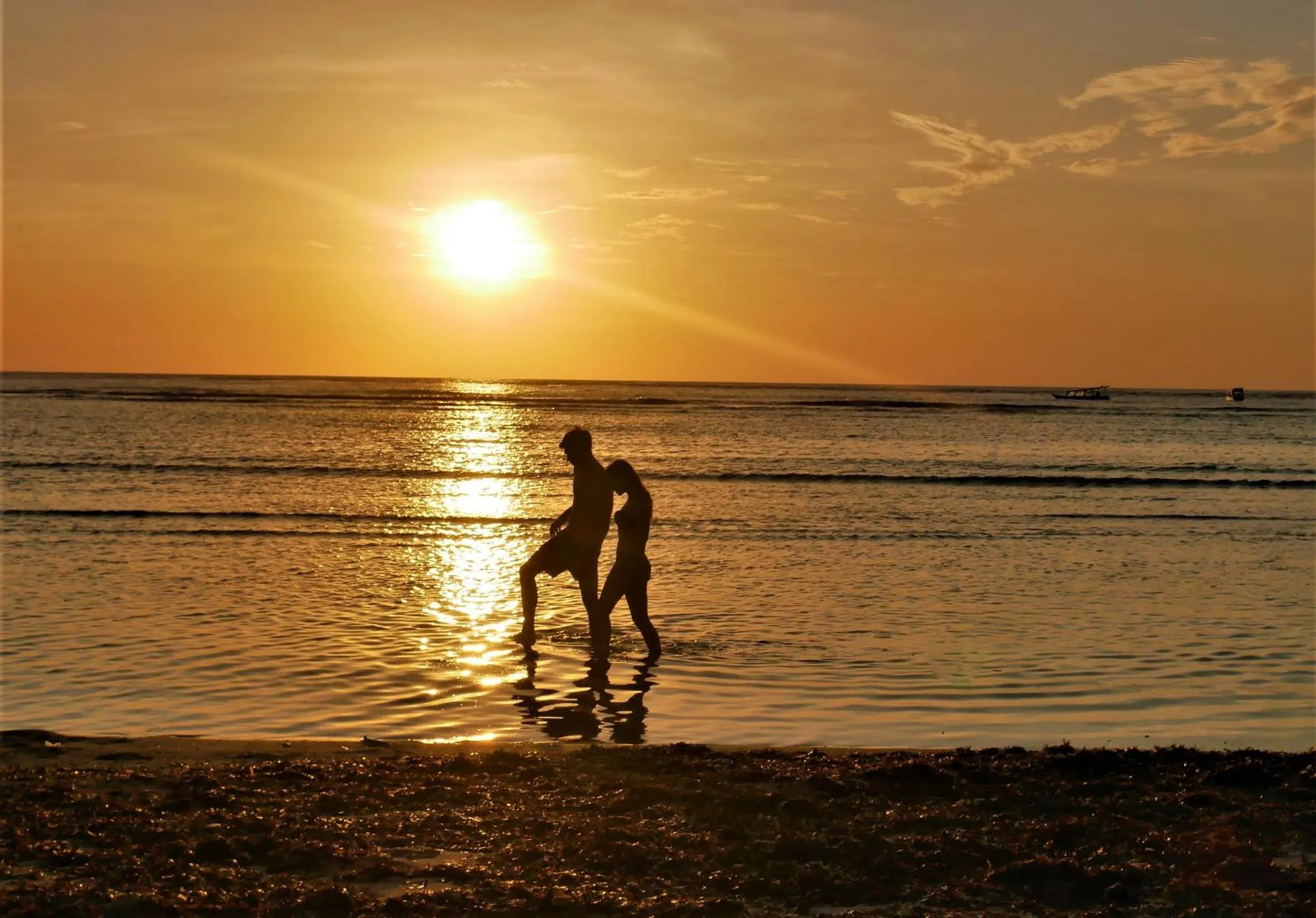 Sunset in Utara Villas