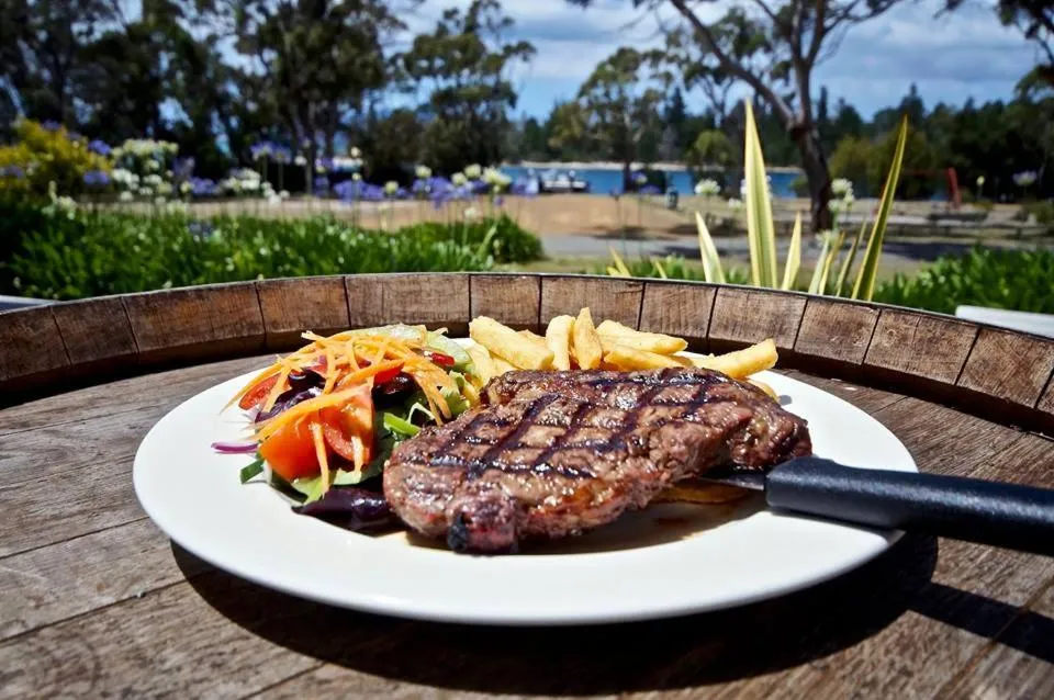 Lunch in Orford Blue Waters Hotel