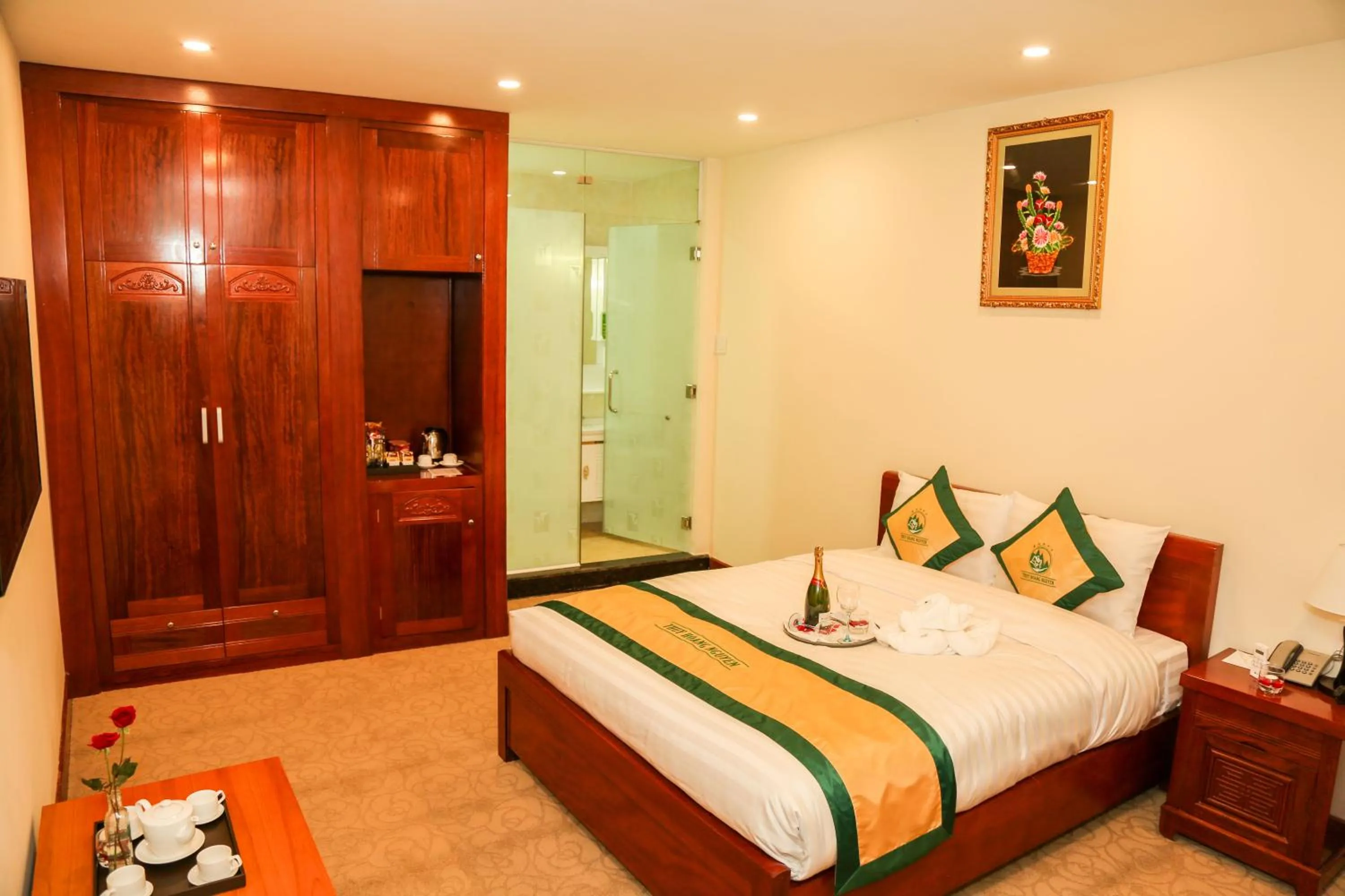 Bed in Thuy Hoang Nguyen Resort & Spa