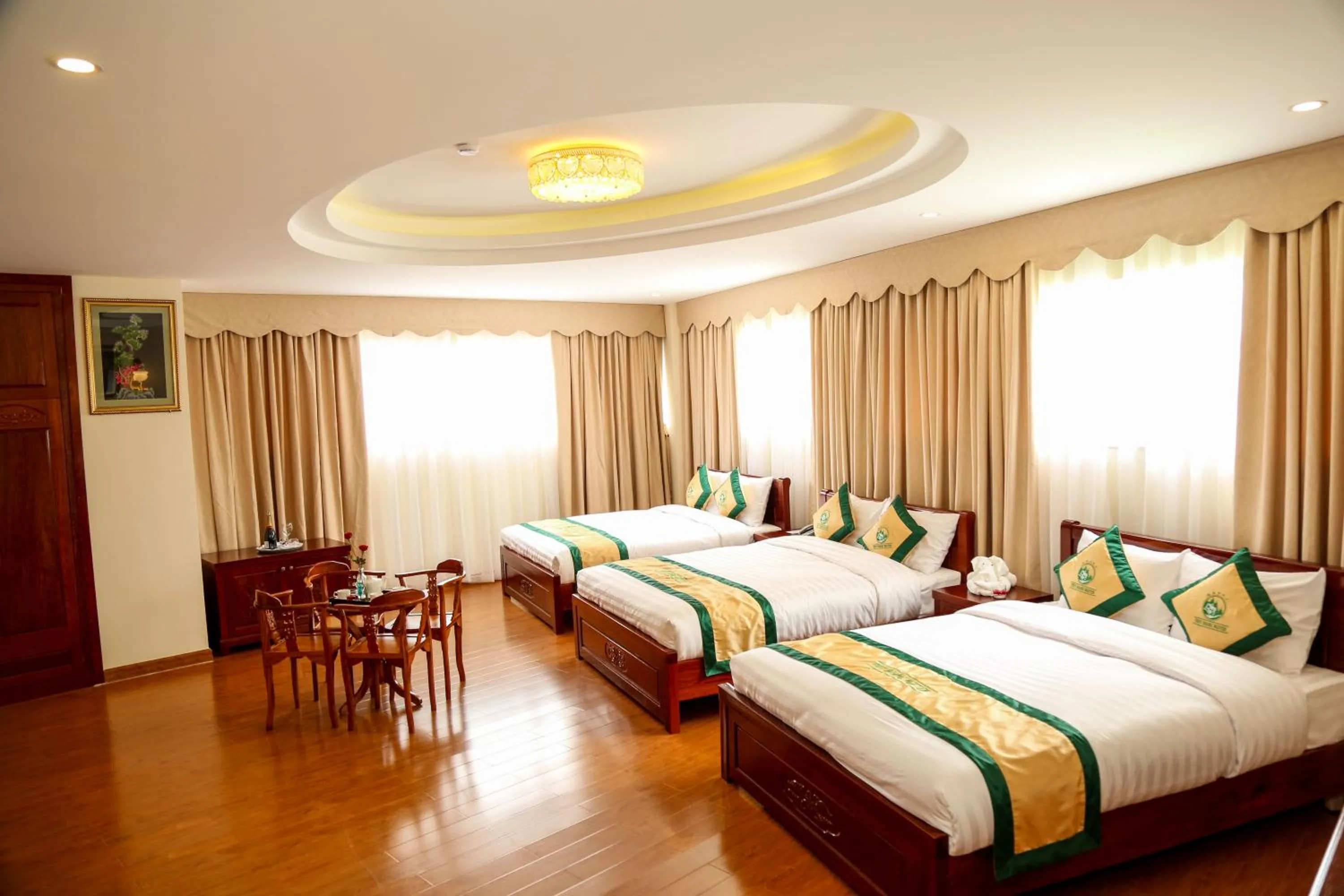 Bed in Thuy Hoang Nguyen Resort & Spa