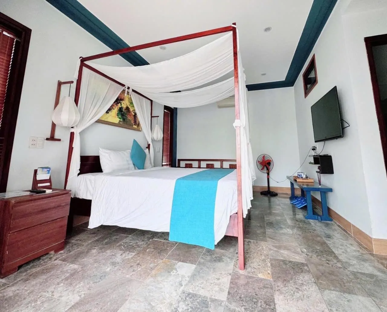 Bed in Relax Garden Boutique Villa Hoi An