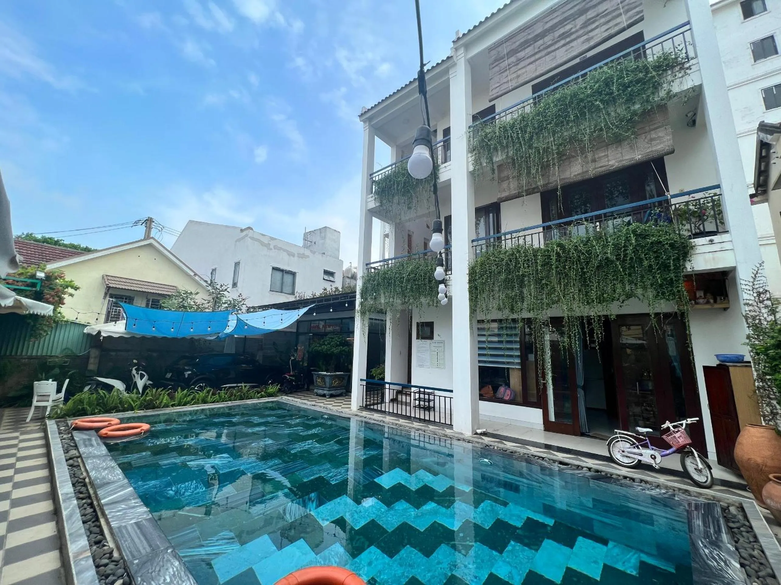 Swimming pool in Relax Garden Boutique Villa Hoi An