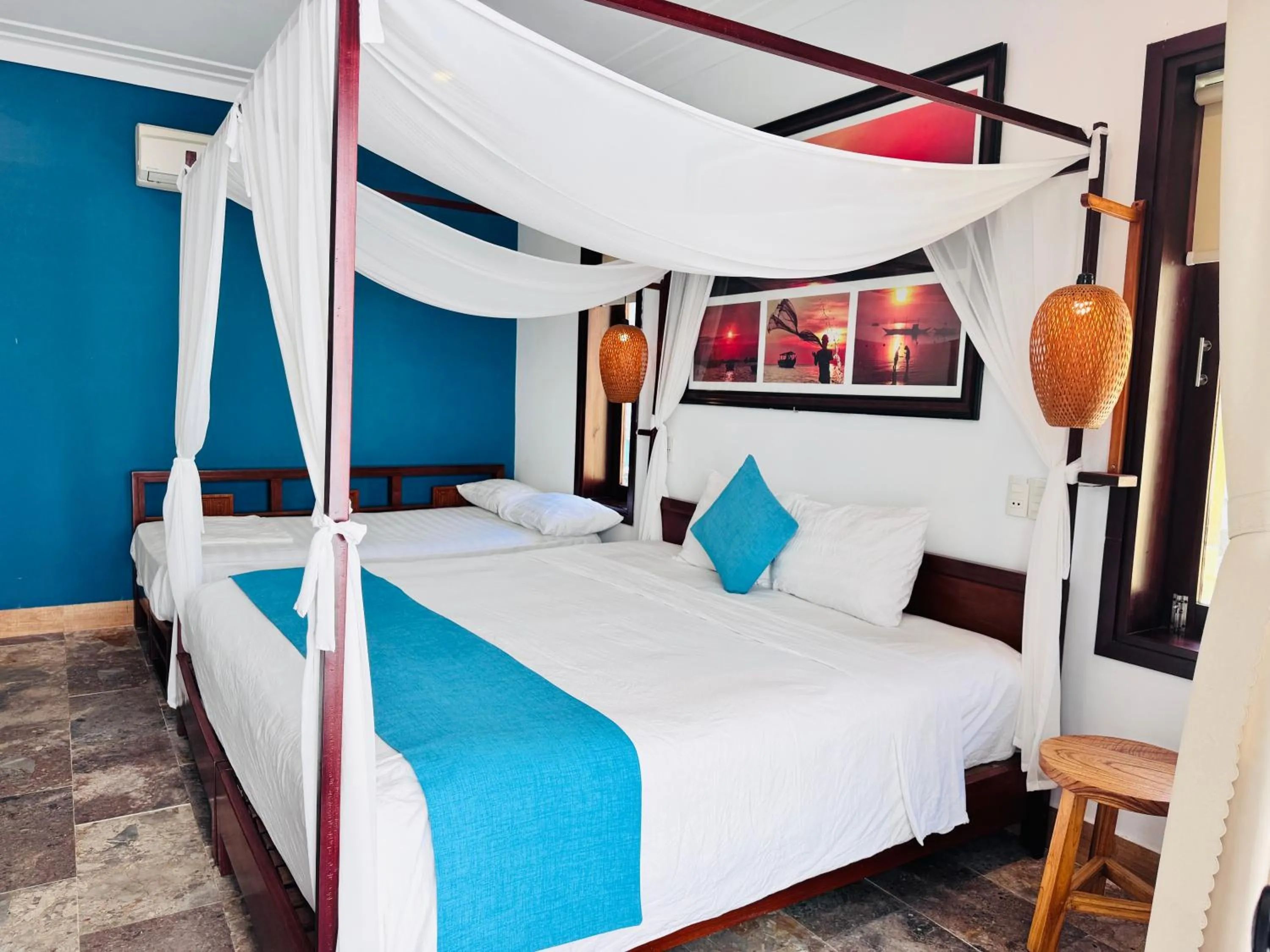 Bed in Relax Garden Boutique Villa Hoi An