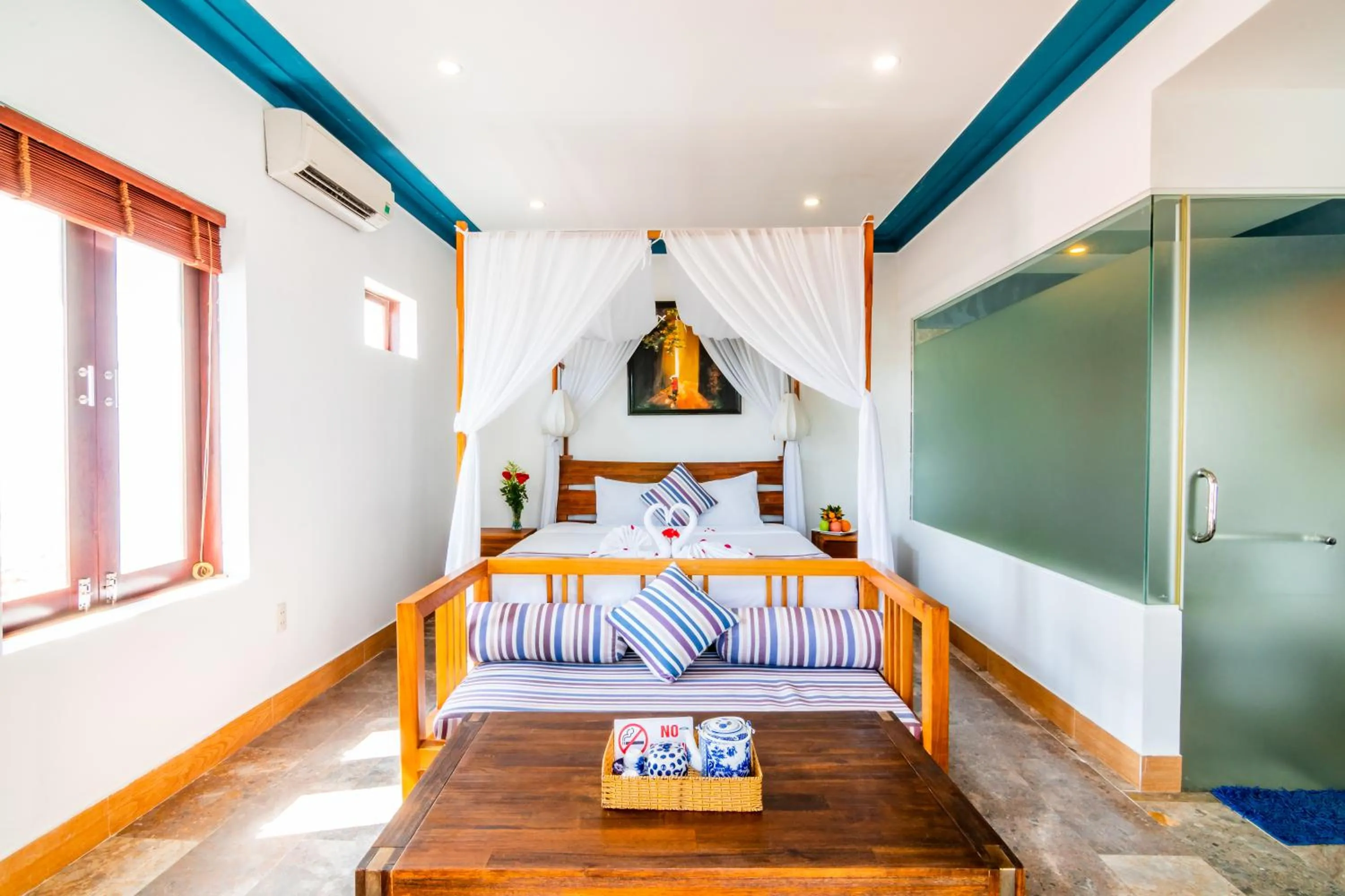 Photo of the whole room, Bed in Relax Garden Boutique Villa Hoi An