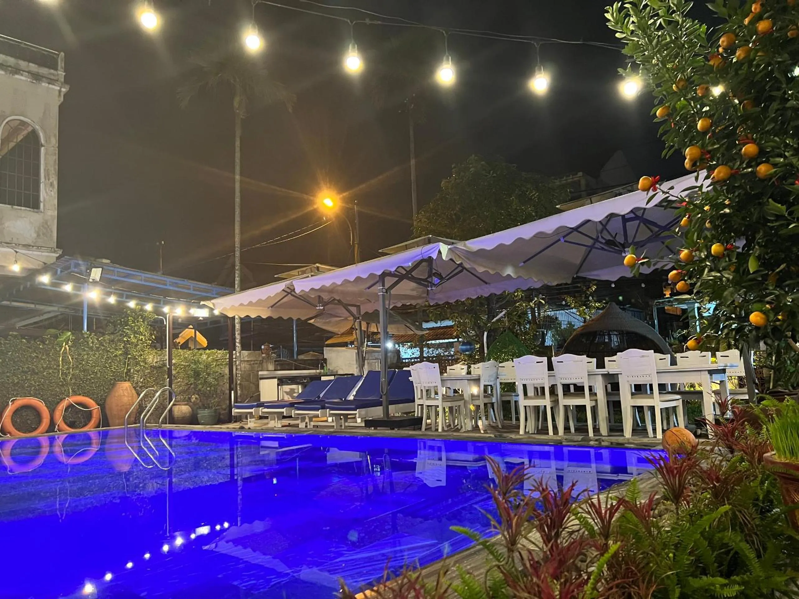 Swimming pool in Relax Garden Boutique Villa Hoi An