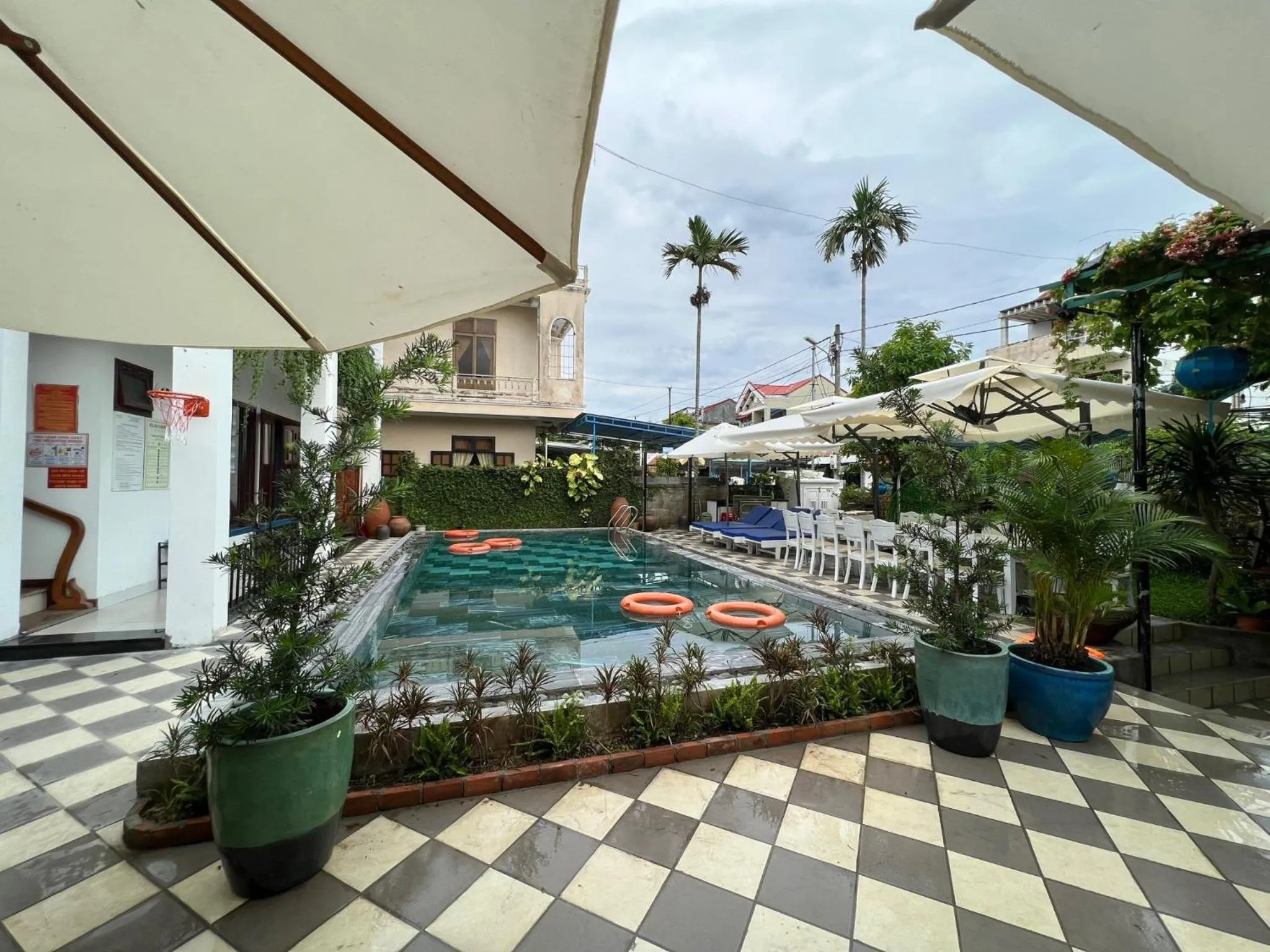 Swimming pool in Relax Garden Boutique Villa Hoi An