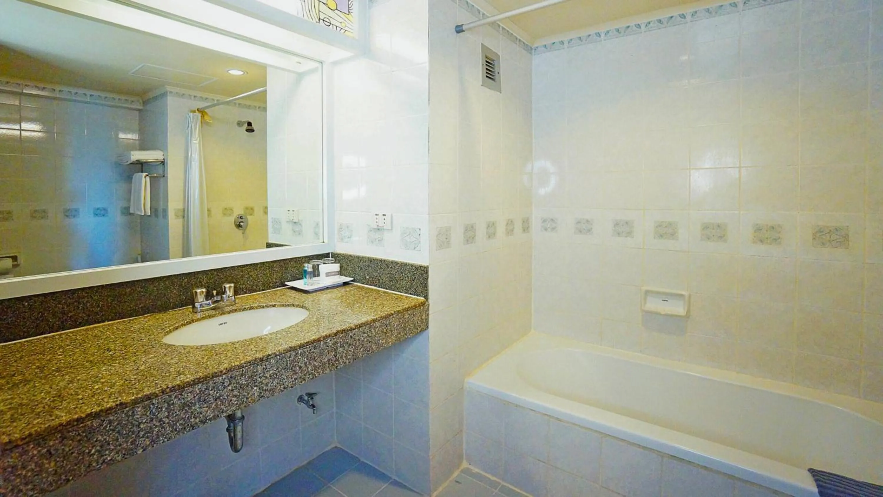 Pattaya Park Beach Resort