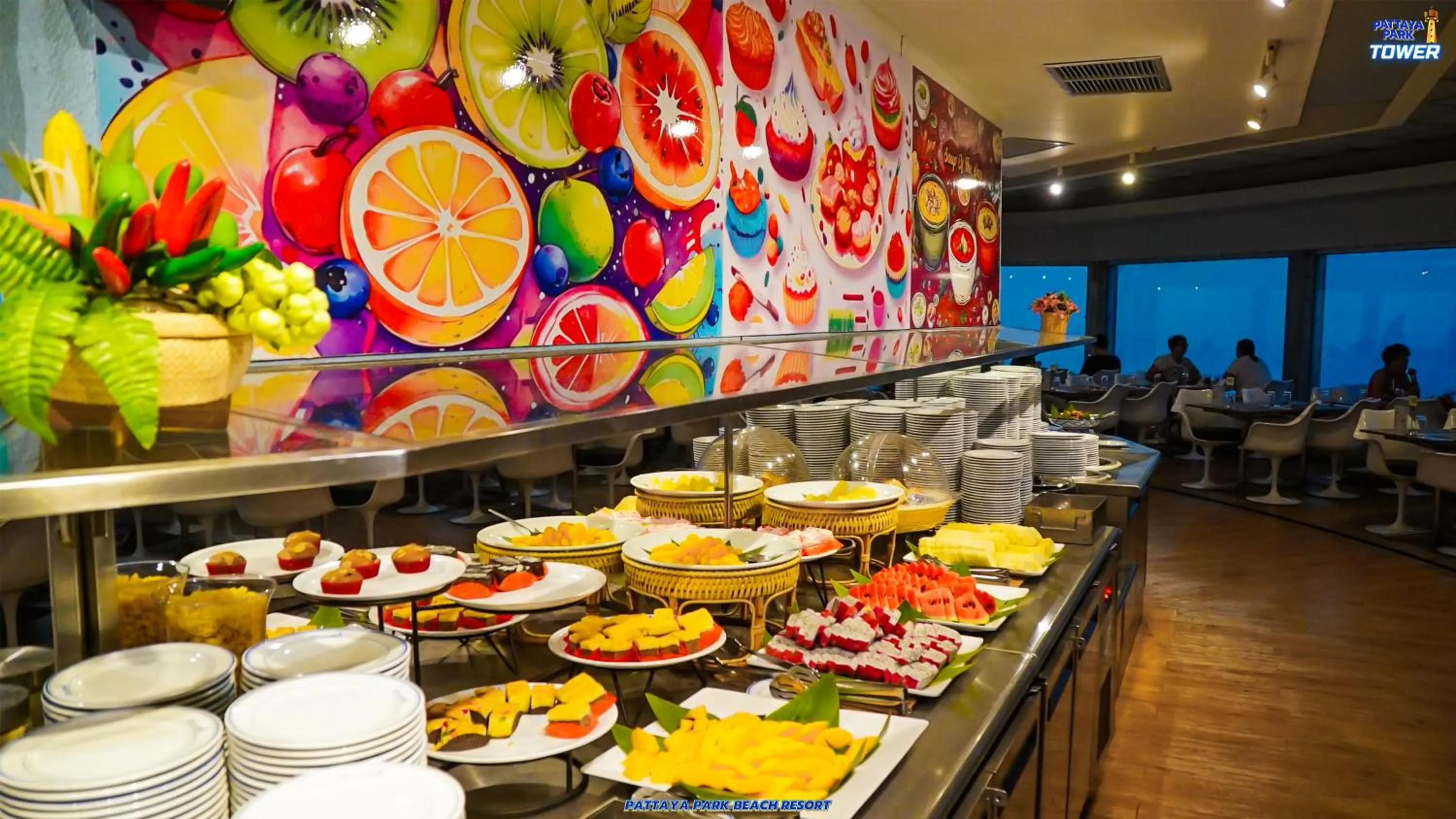 Food and drinks in Pattaya Park Beach Resort