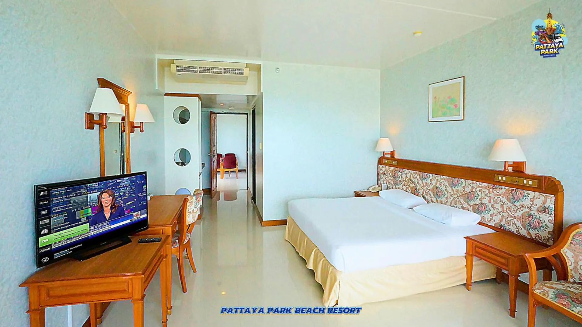 Photo of the whole room, Bed in Pattaya Park Beach Resort