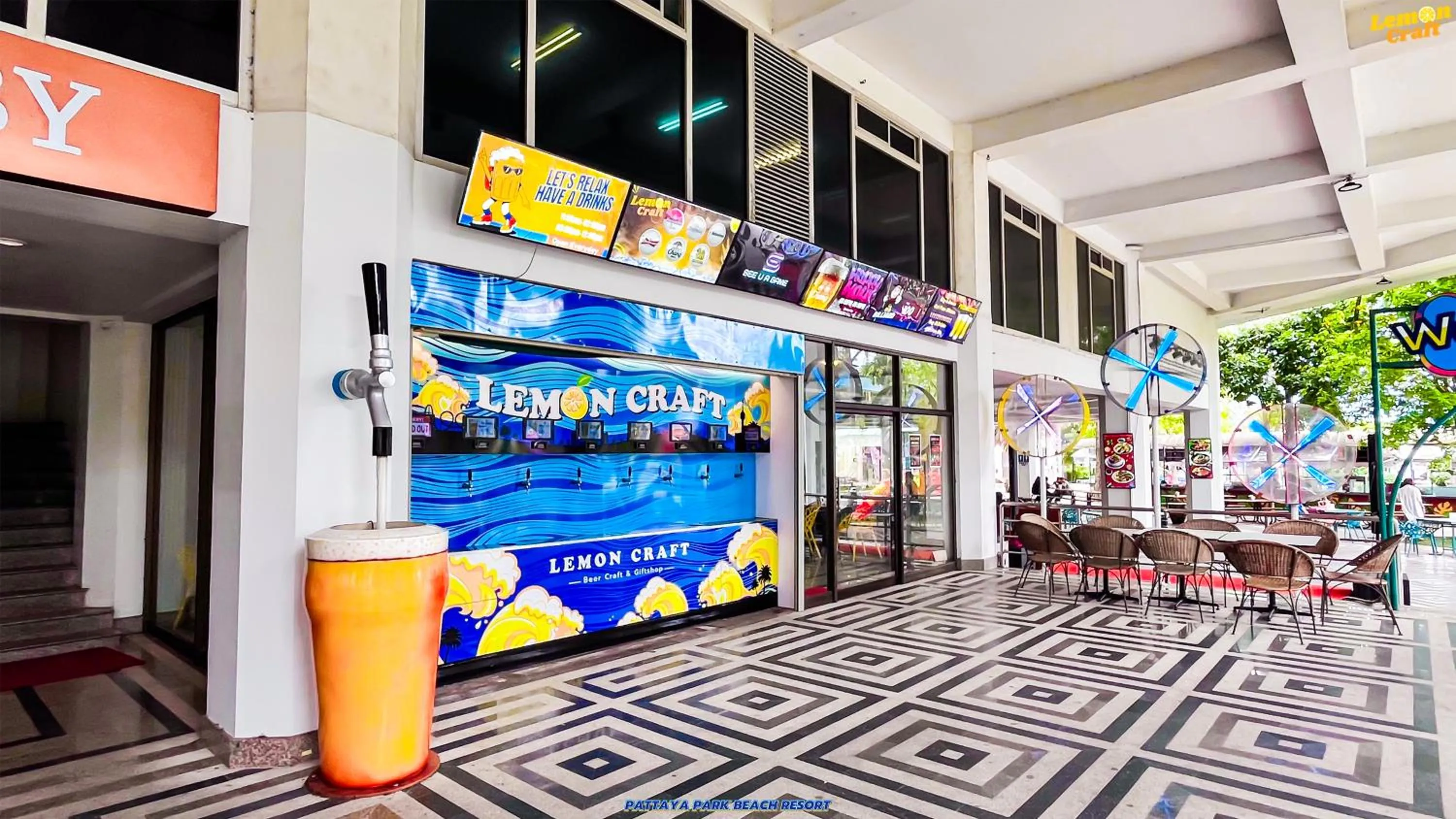 Food and drinks in Pattaya Park Beach Resort