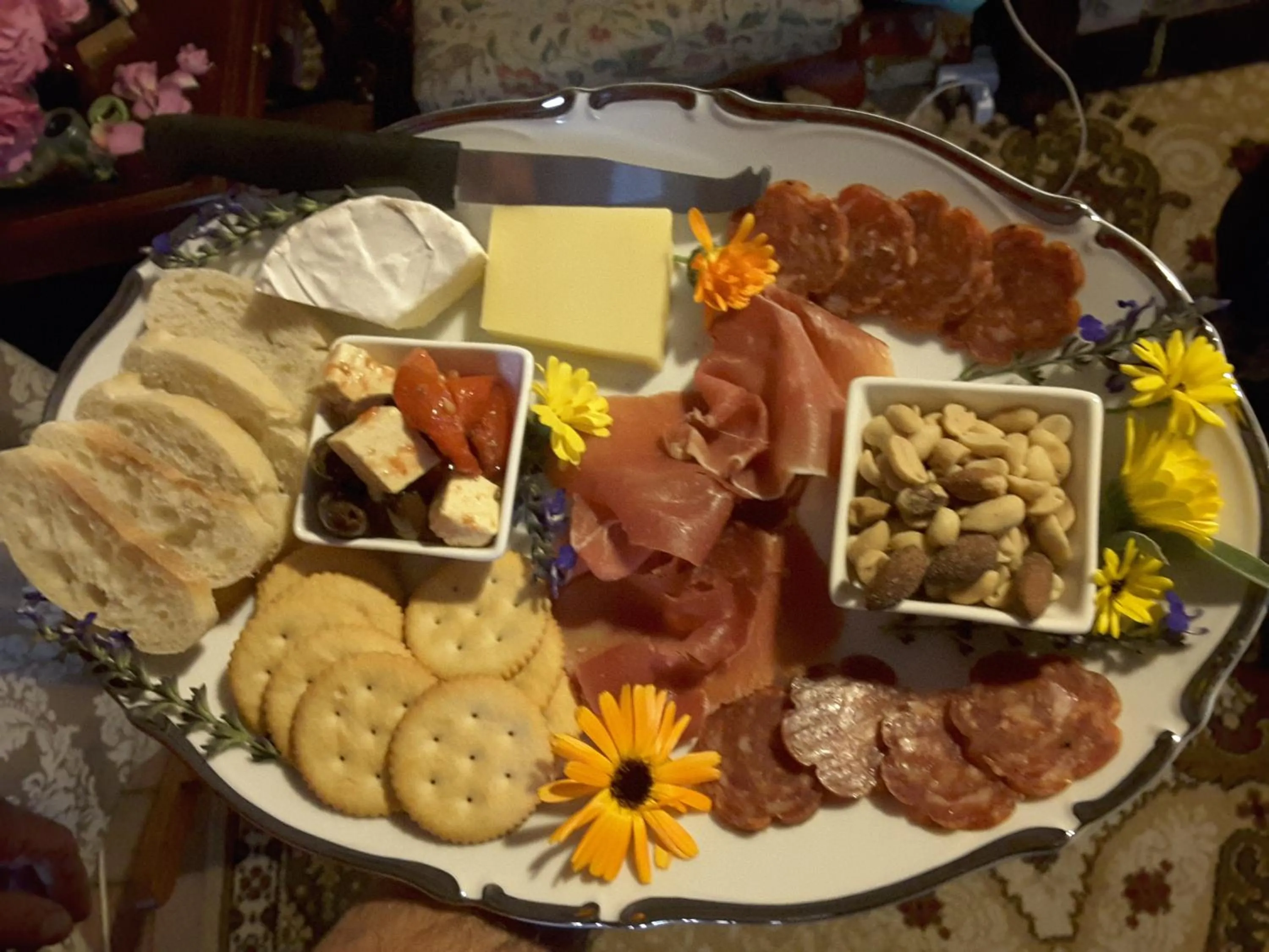 Lunch in A La Folly The Retreat