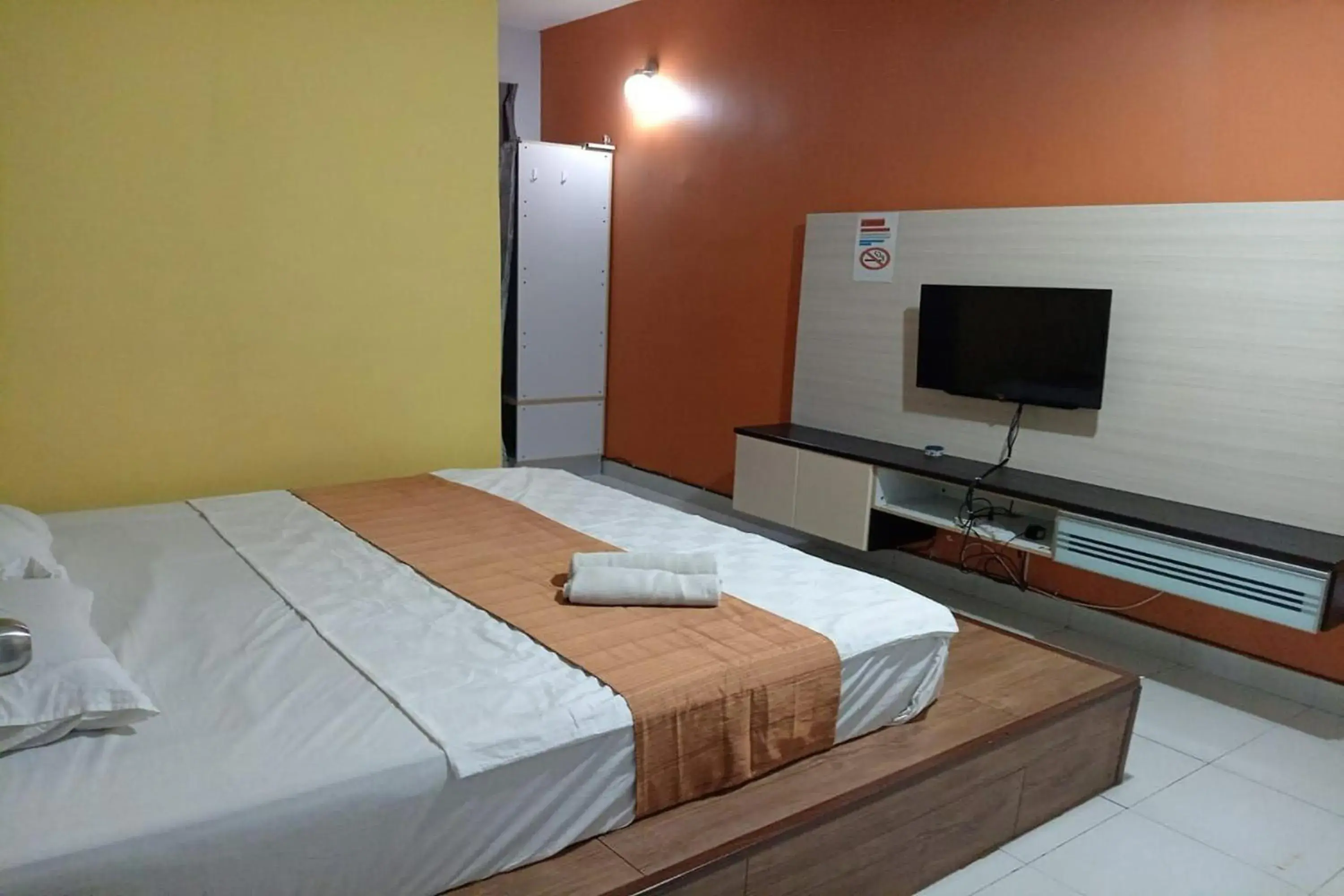 Superior Double Room in Aeon Tebrau Apartment Johor Bahru - By Room - Superior Double Room in Aeon Tebrau Apartment Johor Bahru - By Room -