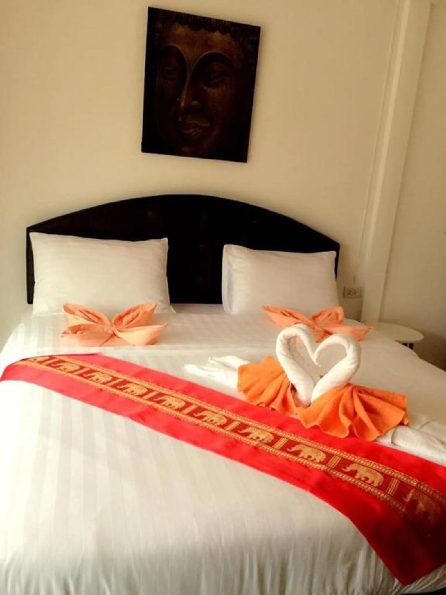 Decorative detail, Bed in All Times Pool Villas