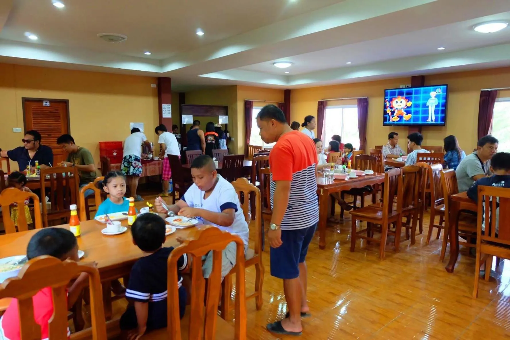 Restaurant/places to eat in Khwanruen Fishing Resort