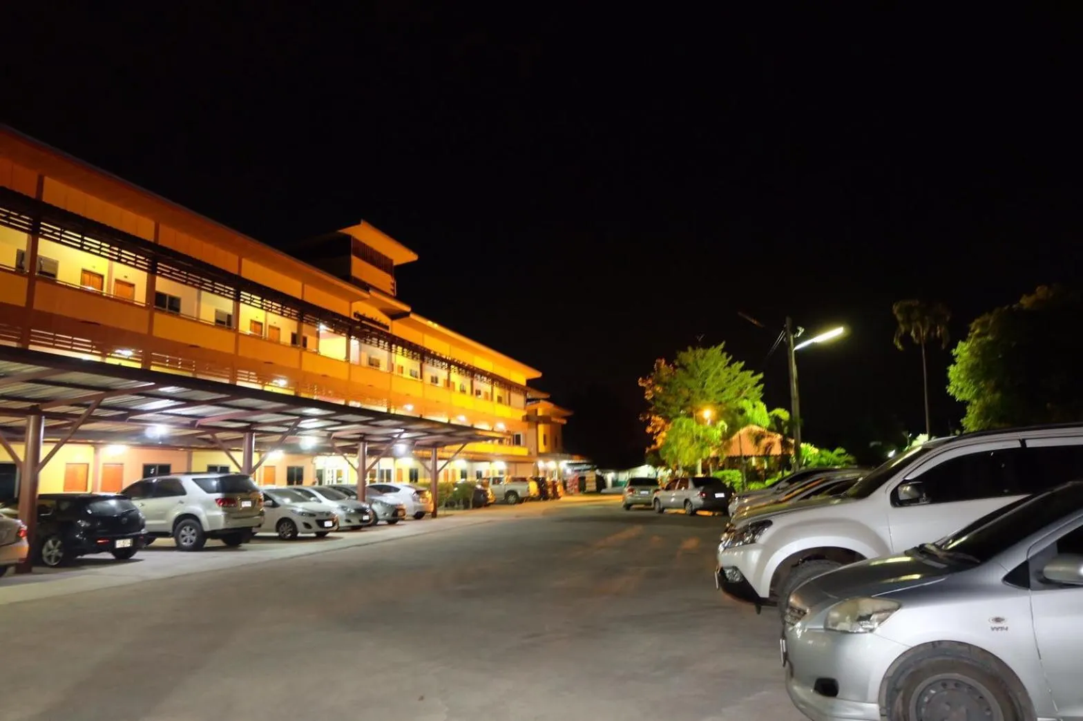 Khwanruen Fishing Resort