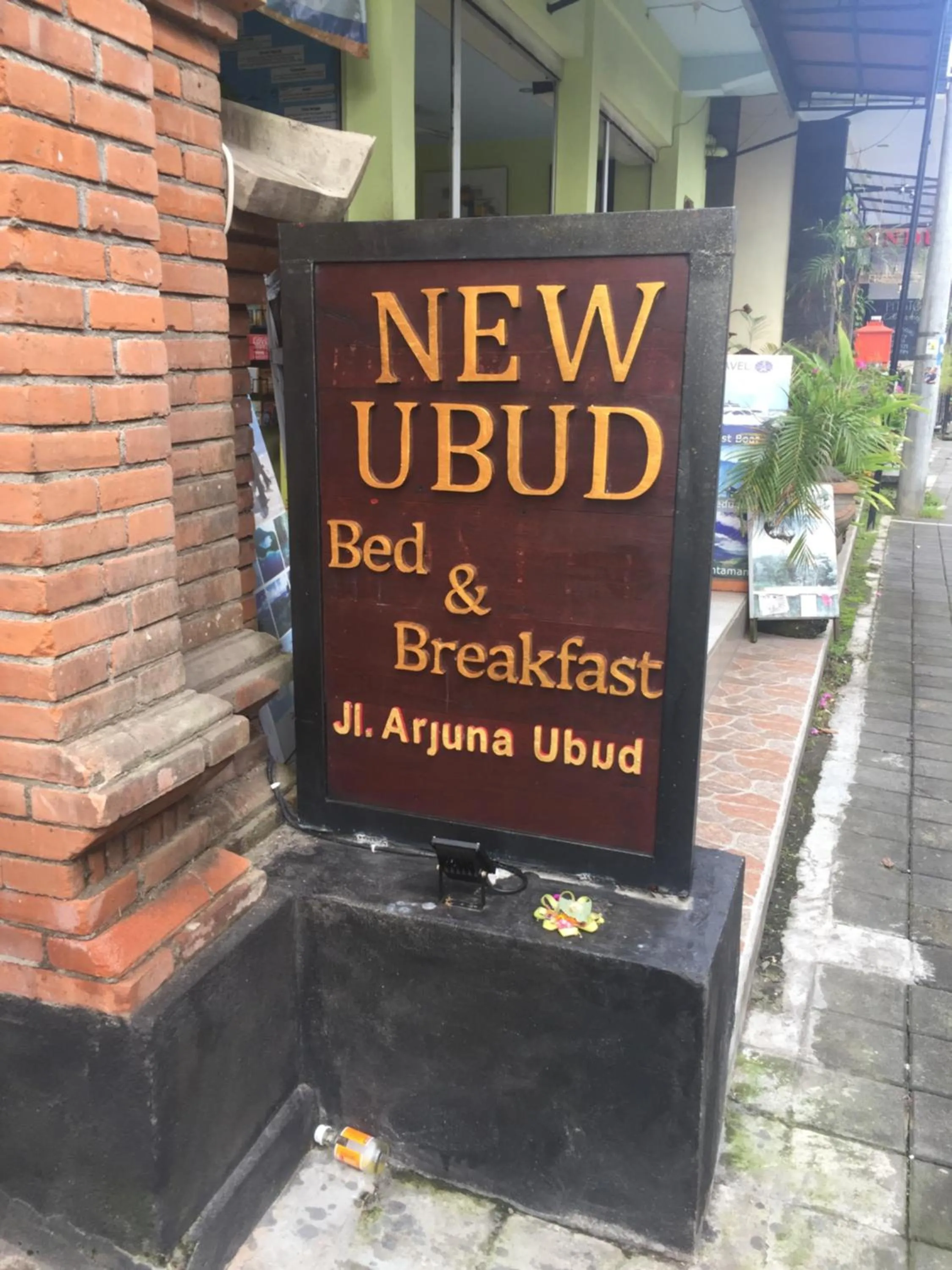Facade/entrance in New Ubud Hostel